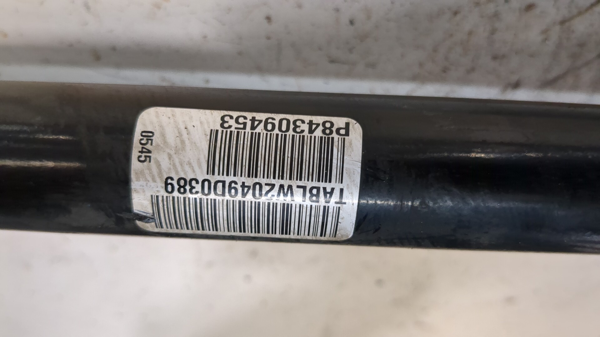 Полуось задняя левая