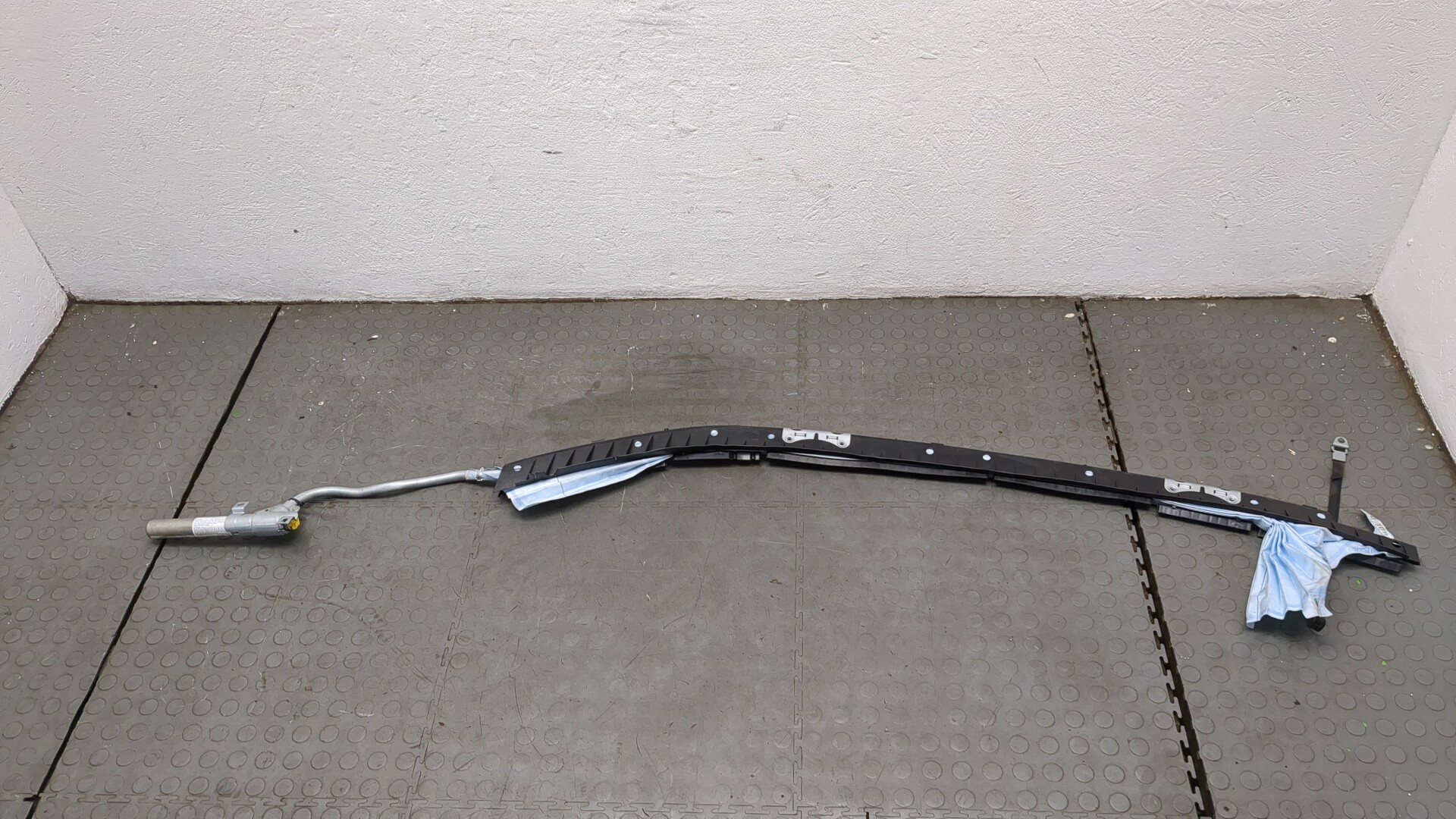 Подушка безопасности боковая (шторка)