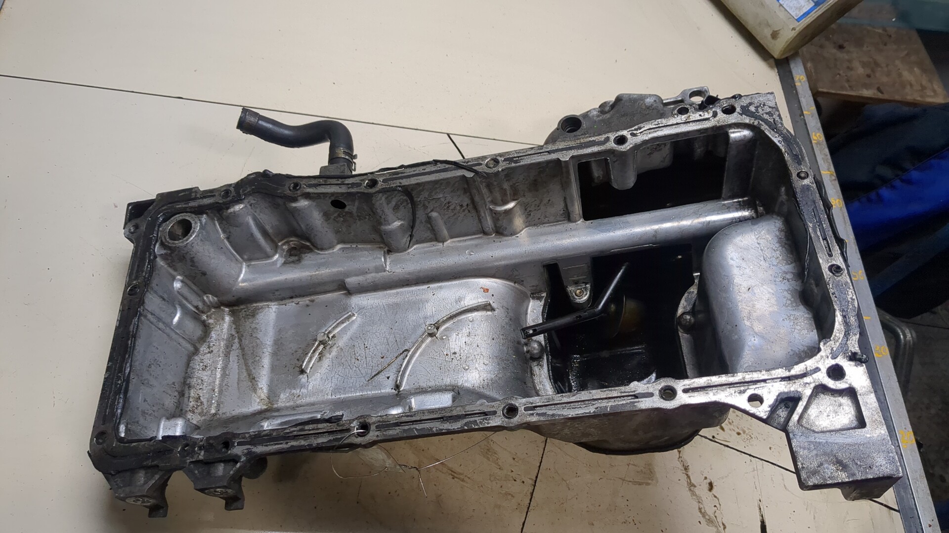 Поддон масляный двигателя (картер)