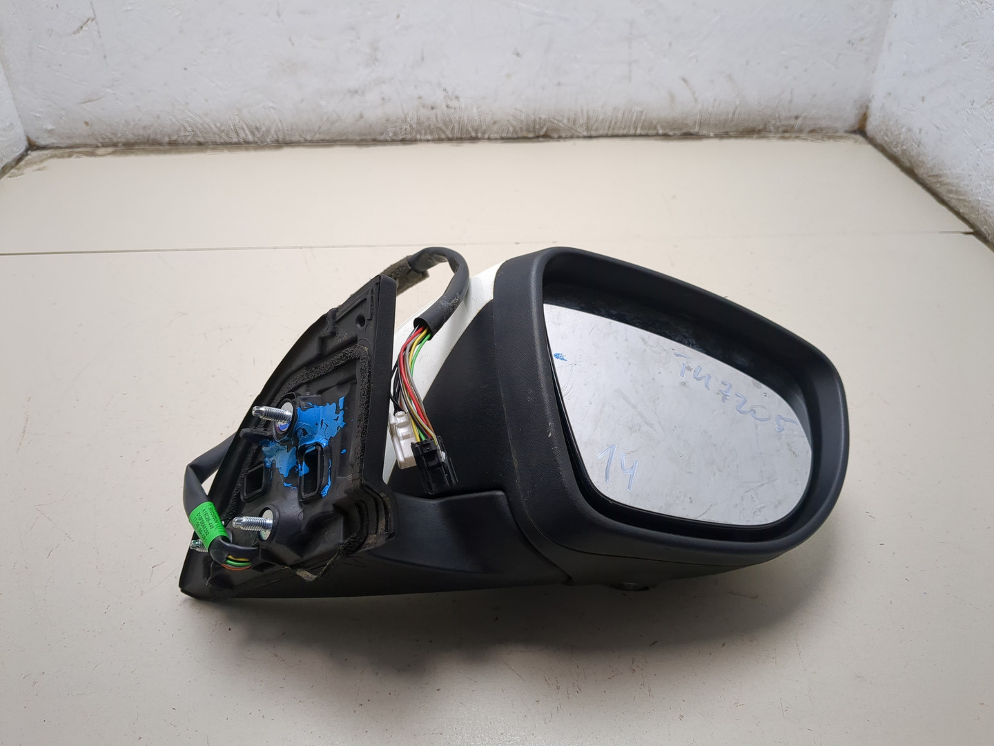 Зеркало правое электрическое