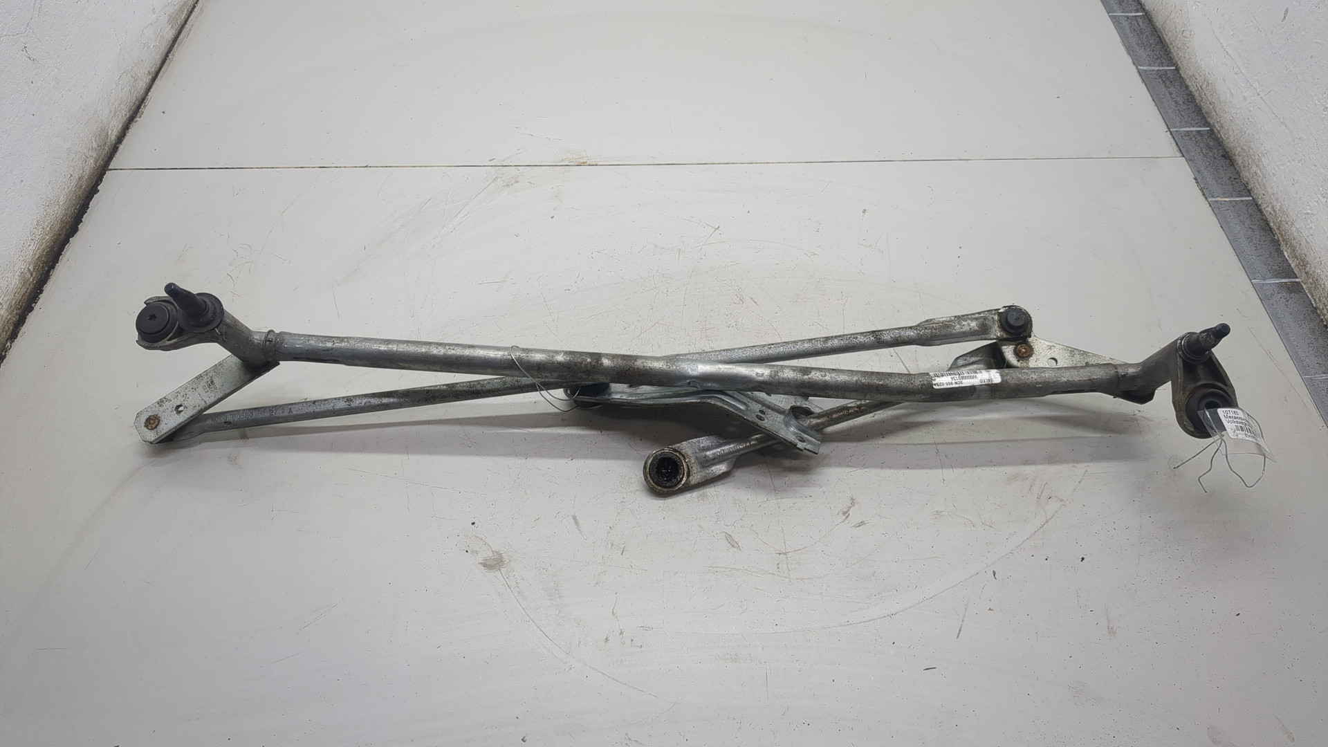 Трапеция стеклоочистителей