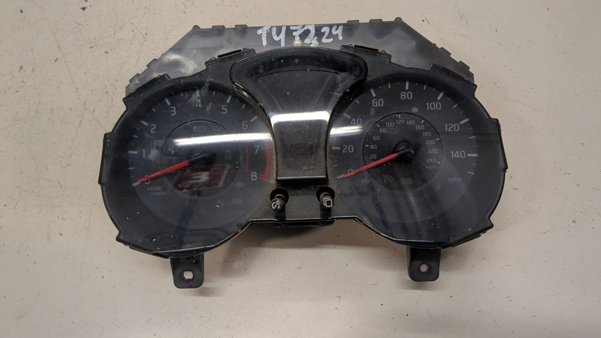 Панель приборов