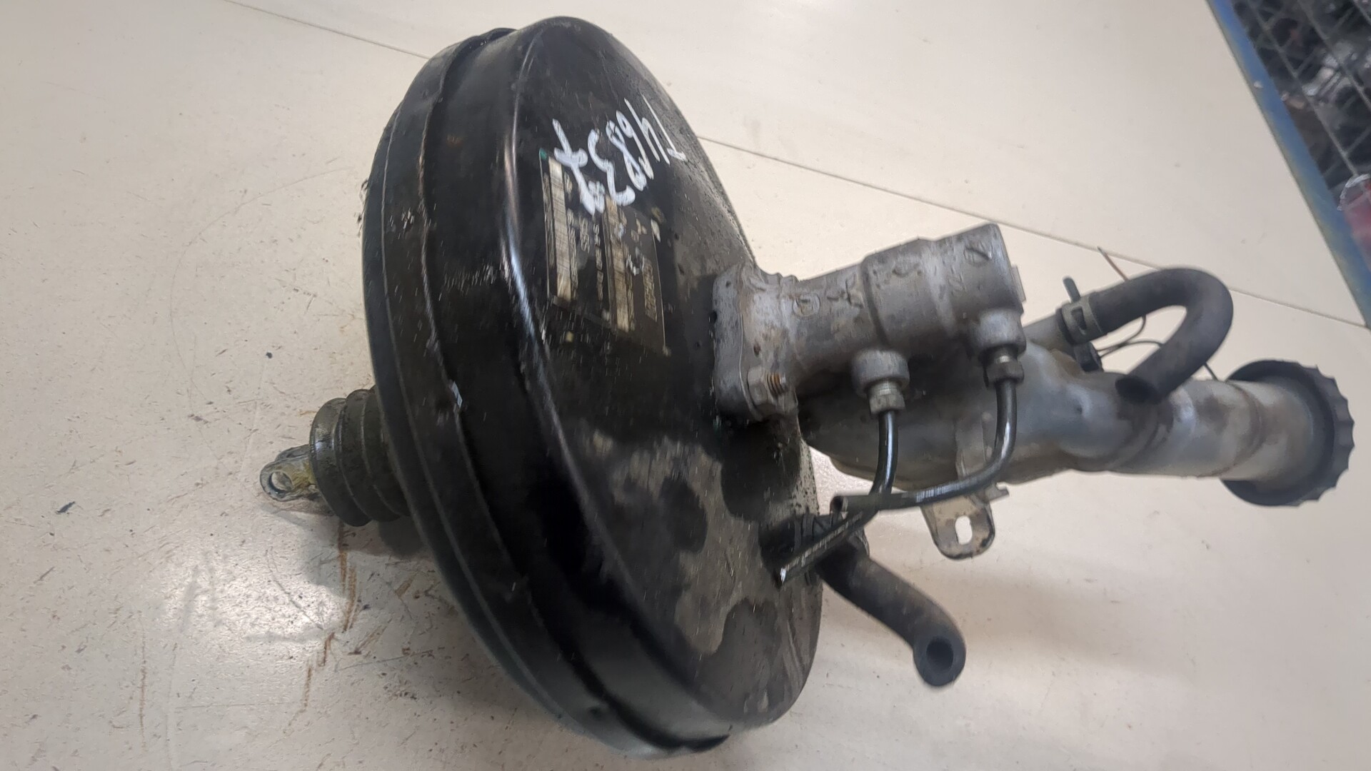 Цилиндр тормозной главный