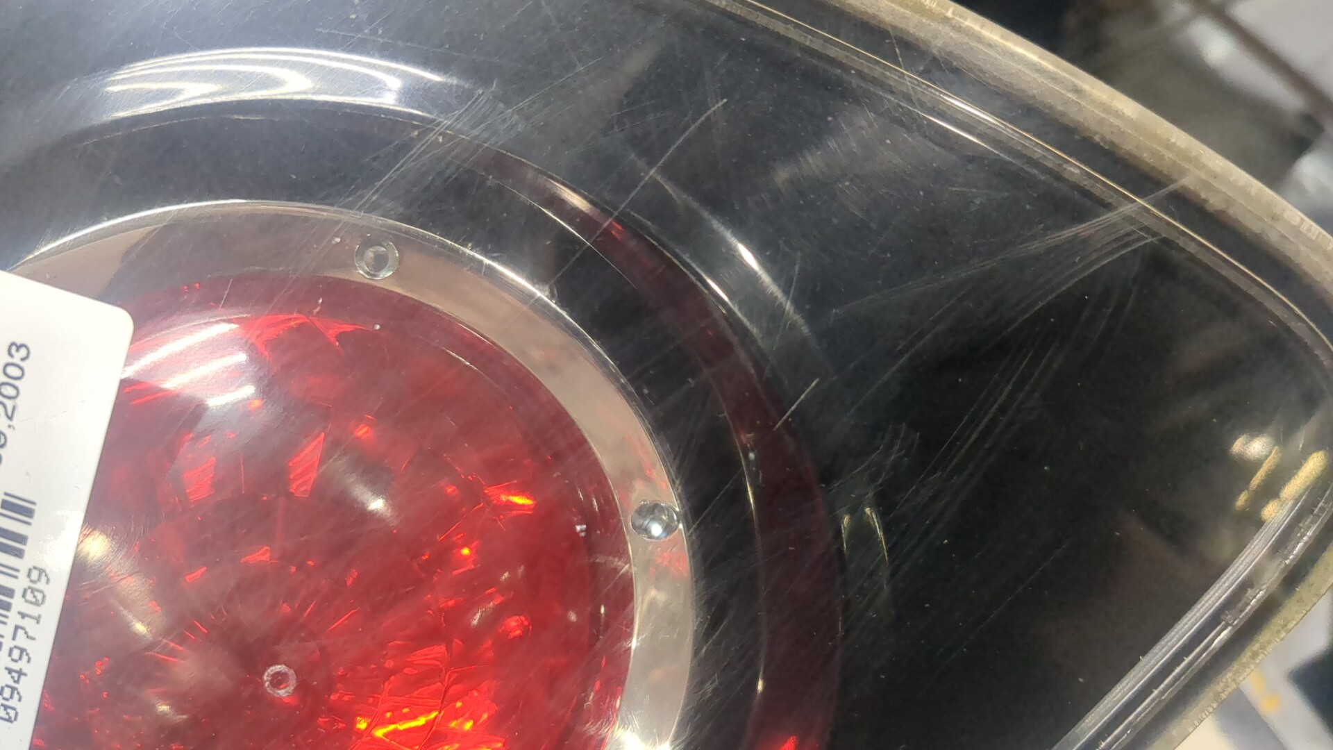 Фонарь задний внутренний левый