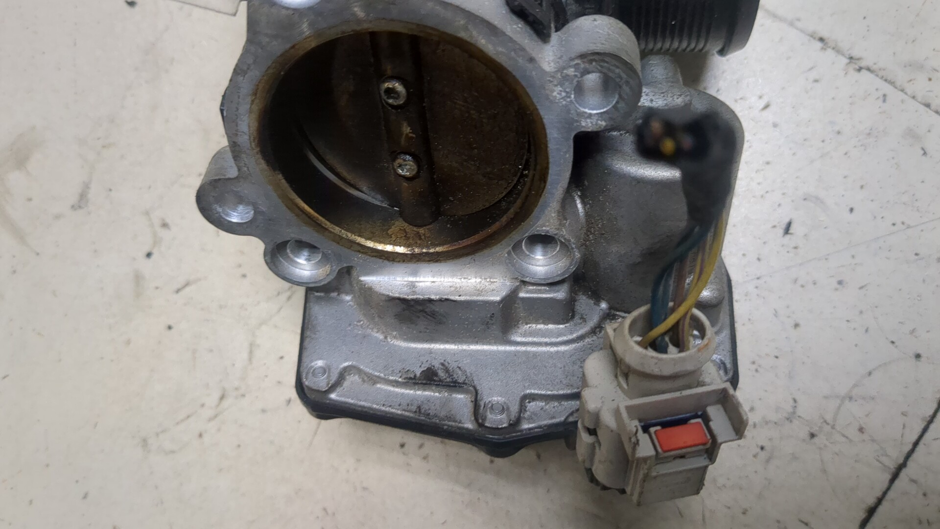 Заслонка дроссельная электрическая