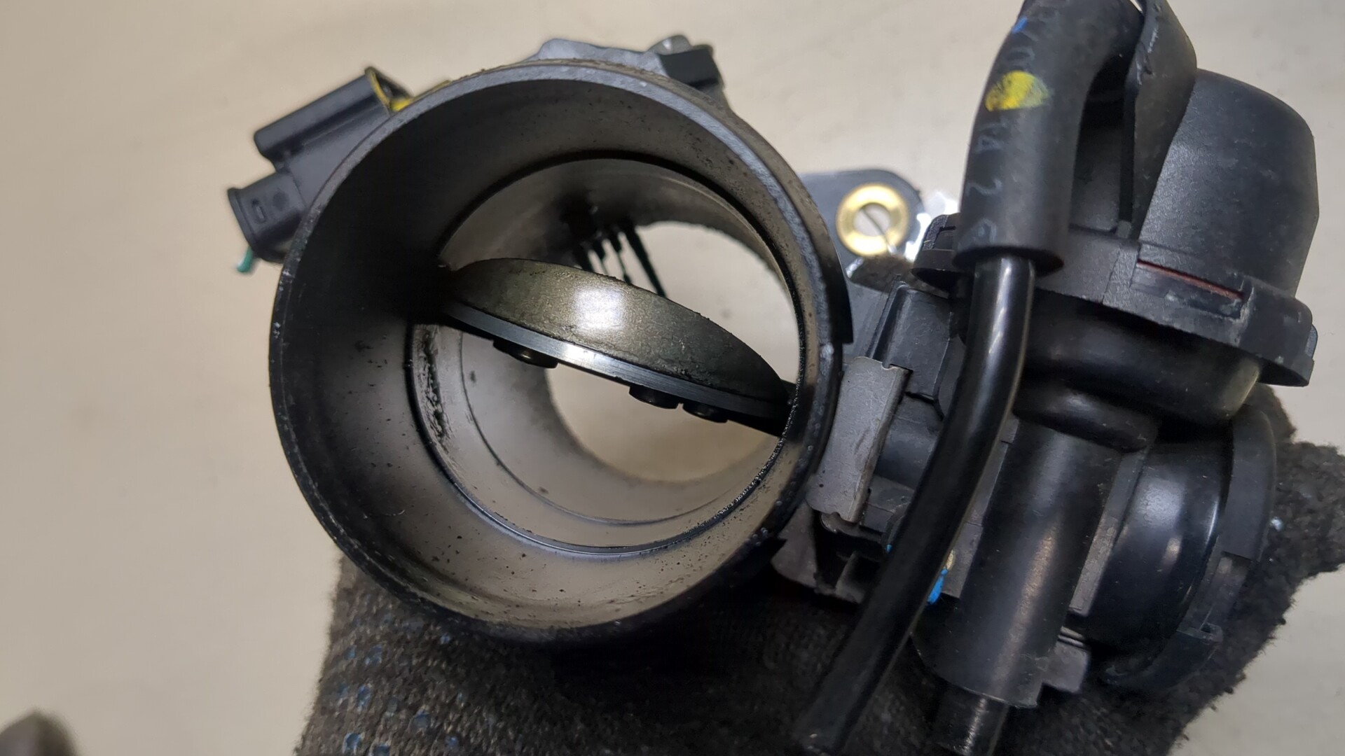 Заслонка дроссельная электрическая