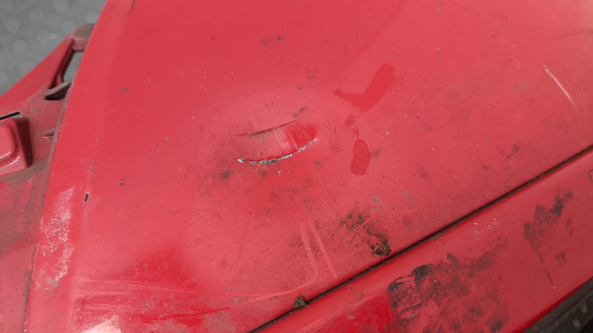 Бампер передний