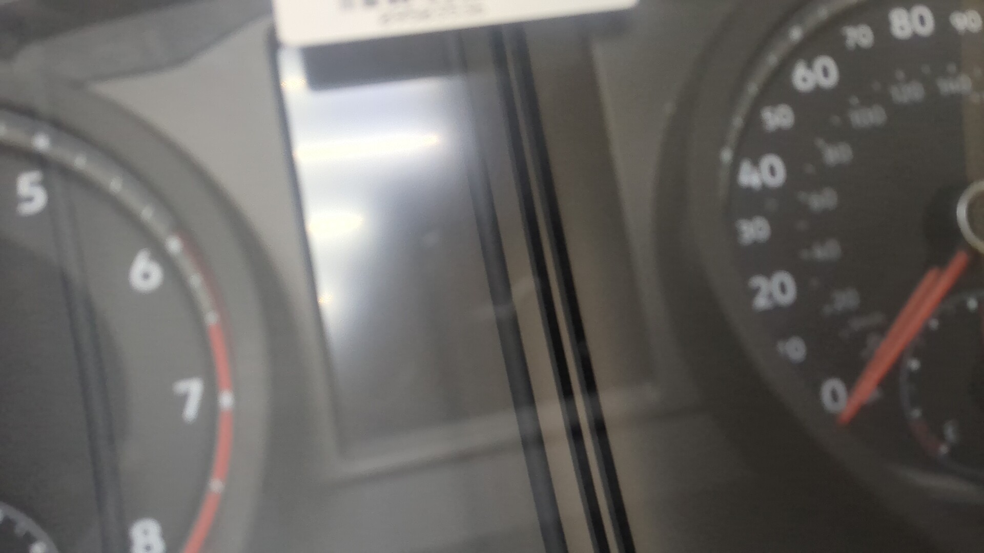 Панель приборов