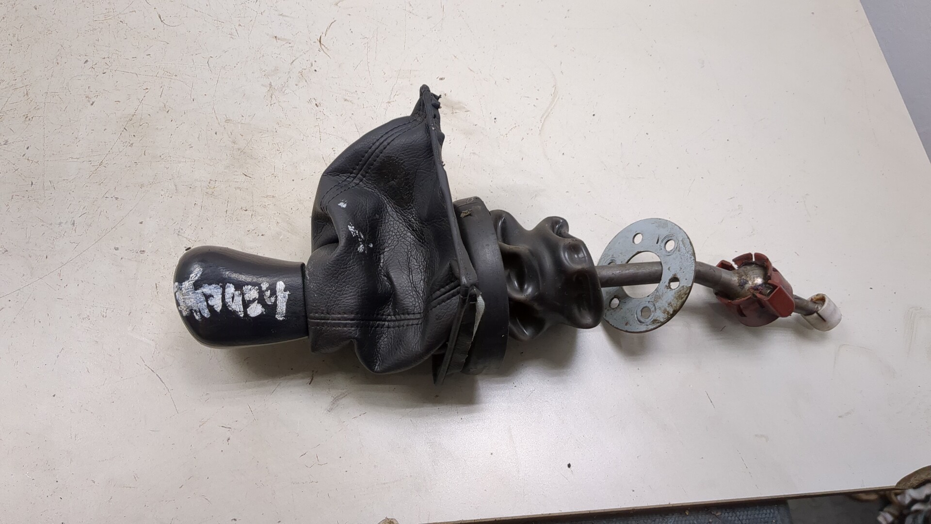 Рукоятка рычага КПП