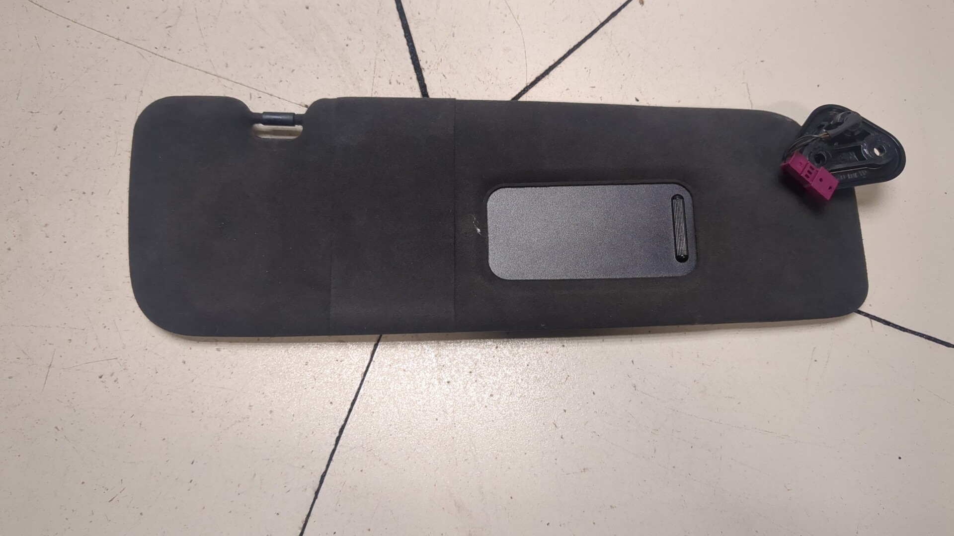 Козырек солнцезащитный