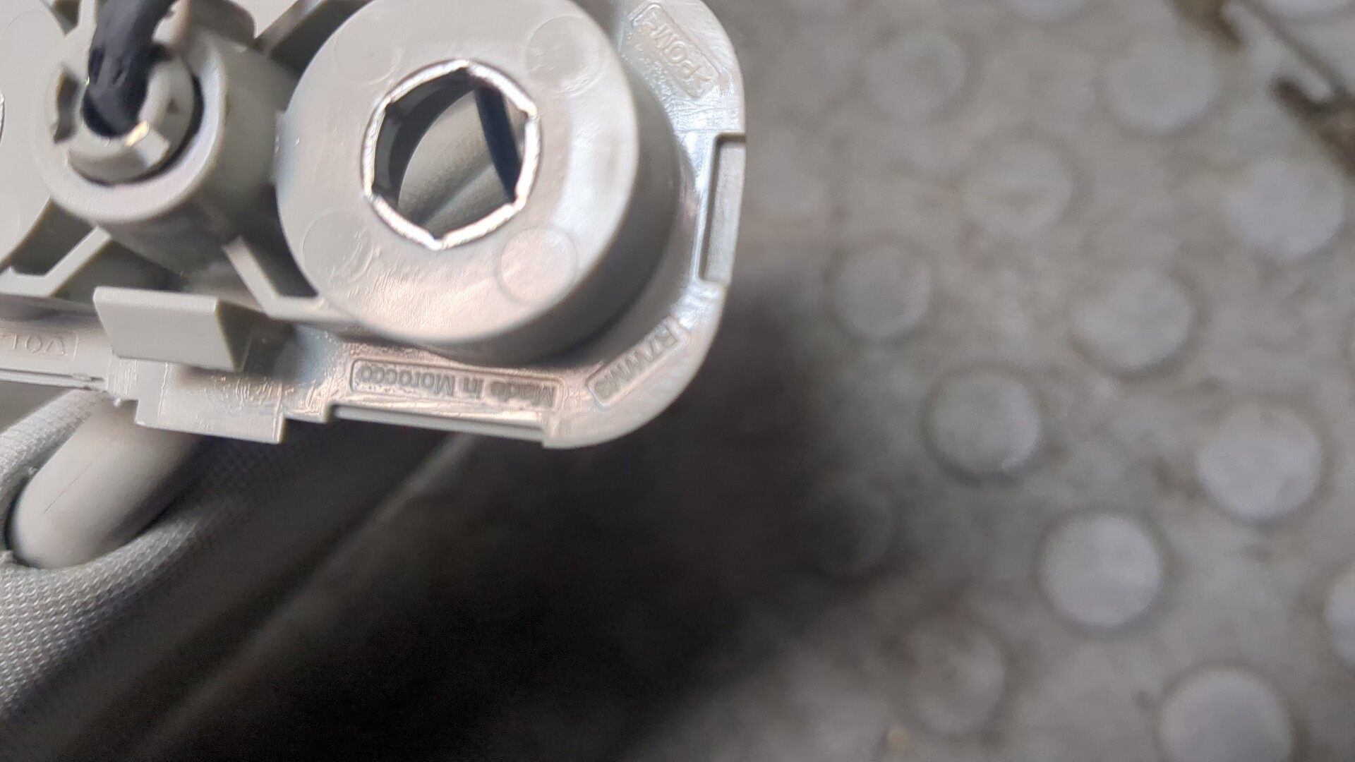 Козырек солнцезащитный