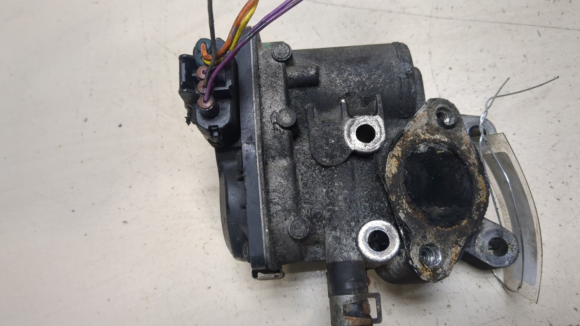 Клапан рециркуляции выхлопных газов (EGR)