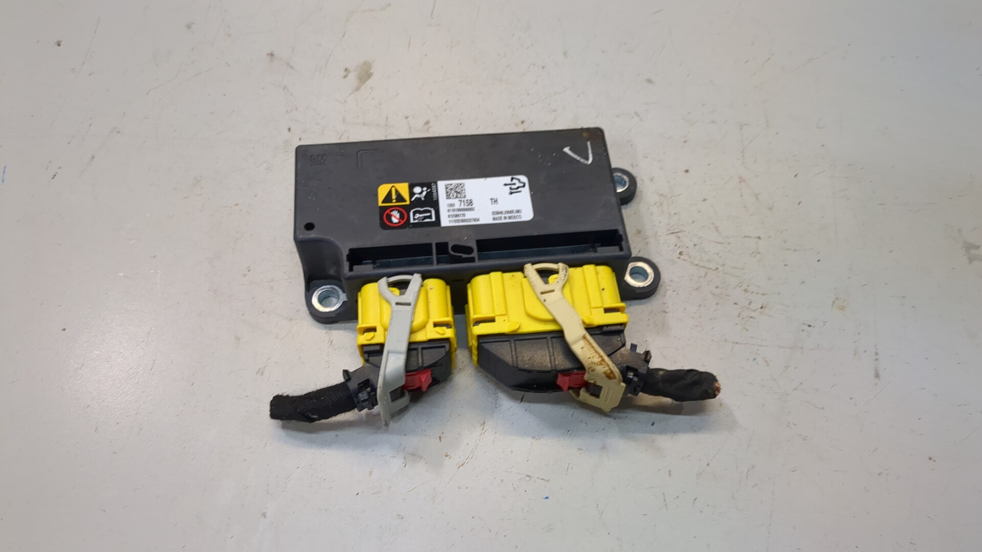 Блок управления подушек безопасности (AIR BAG)