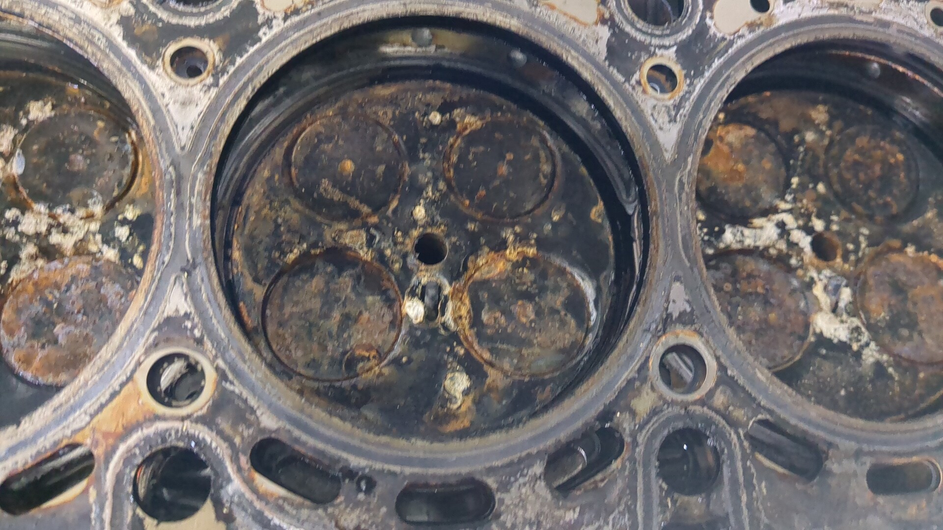 Головка блока цилиндров