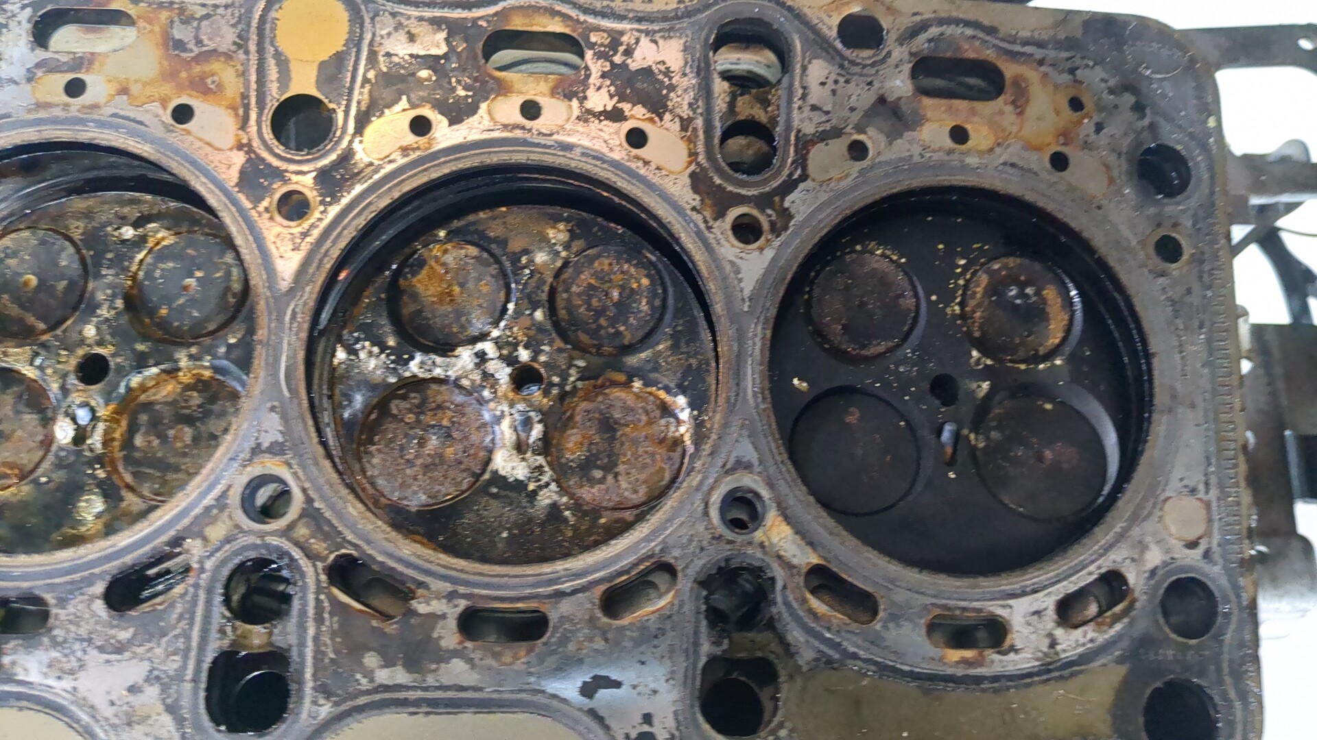 Головка блока цилиндров