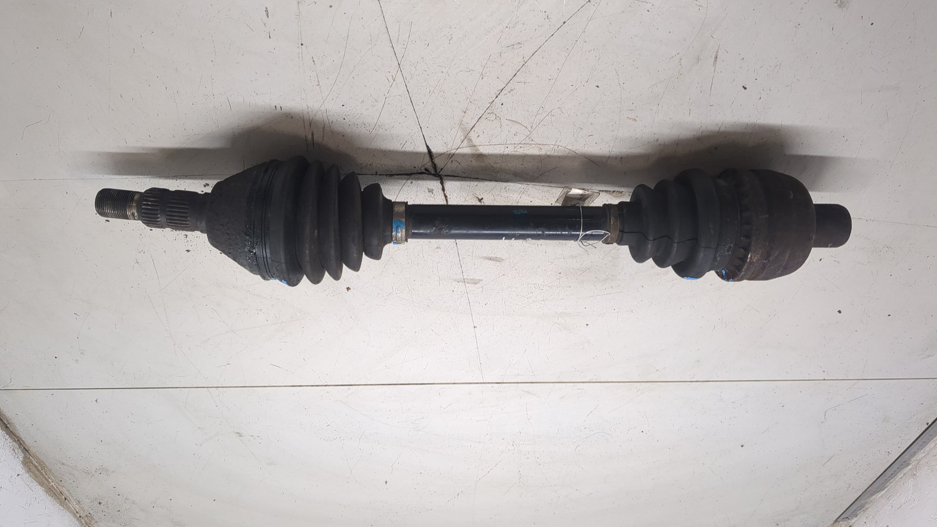 Полуось передняя правая