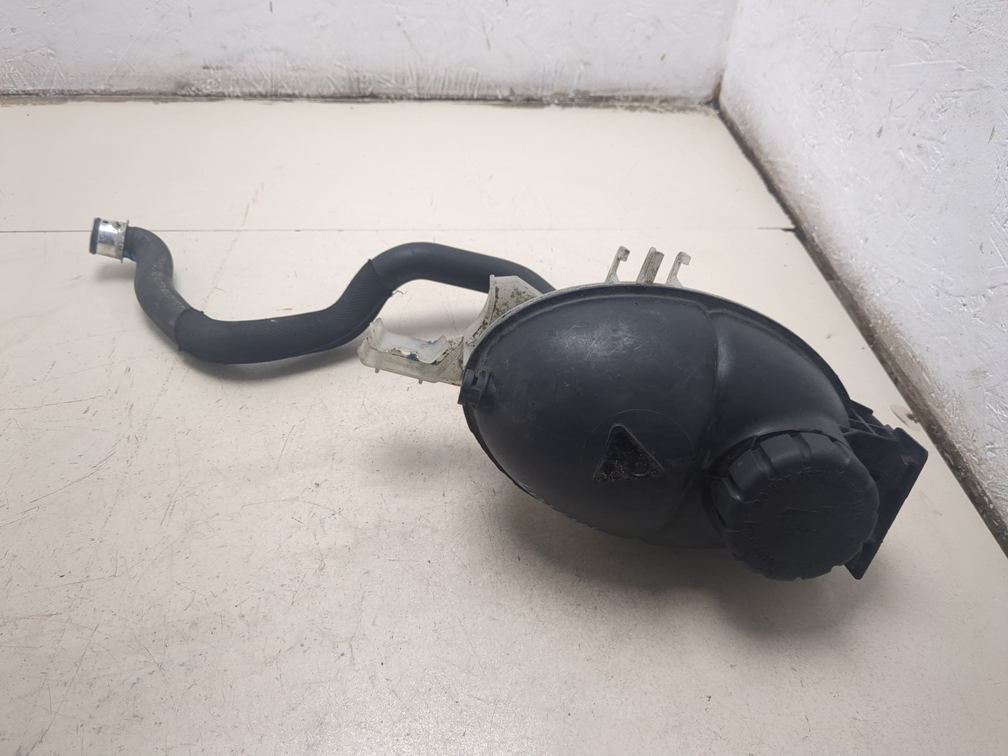 Бачок расширительный