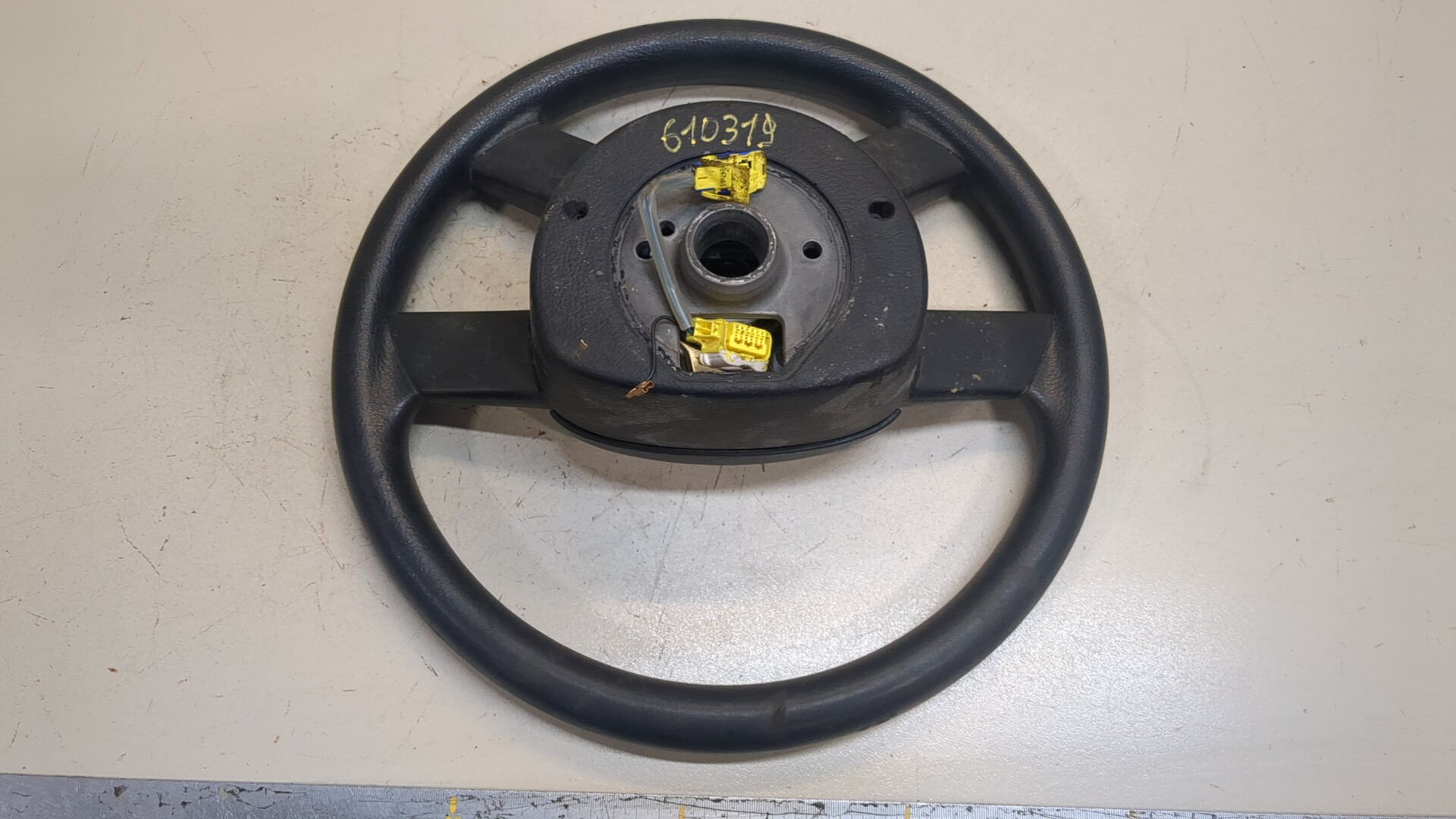 Рулевое колесо (руль)