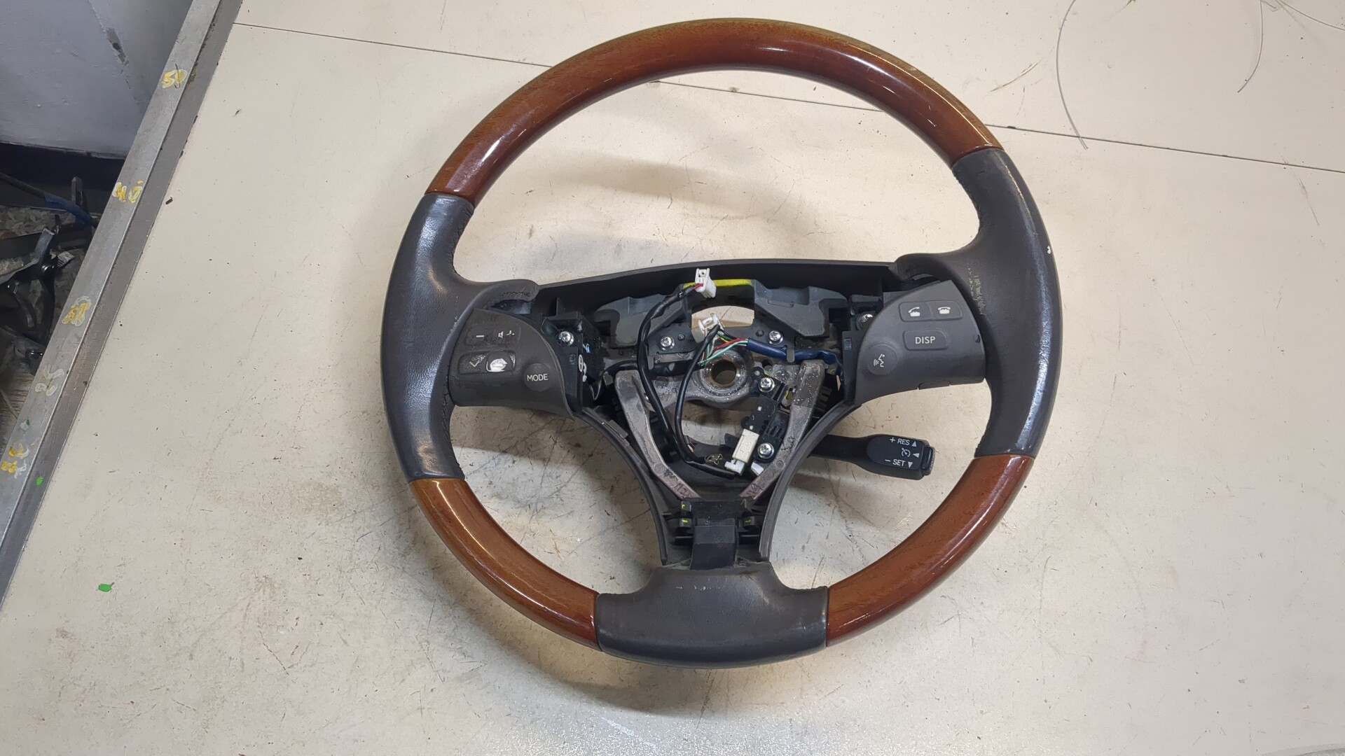 Рулевое колесо (руль)