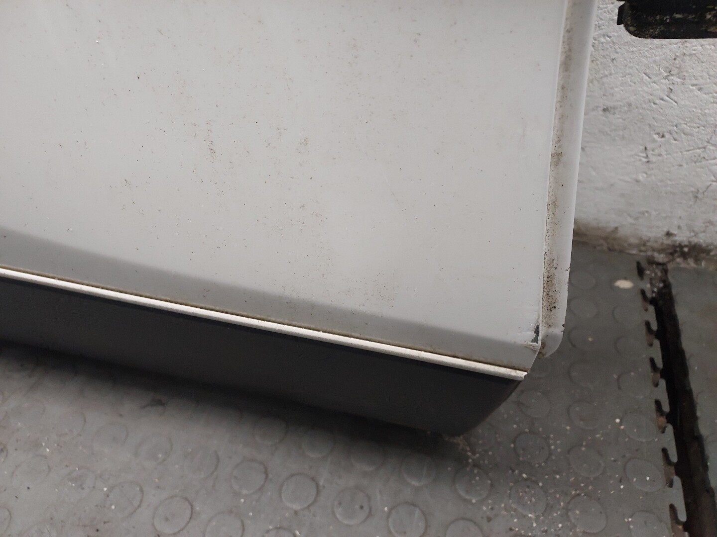 Дверь задняя правая