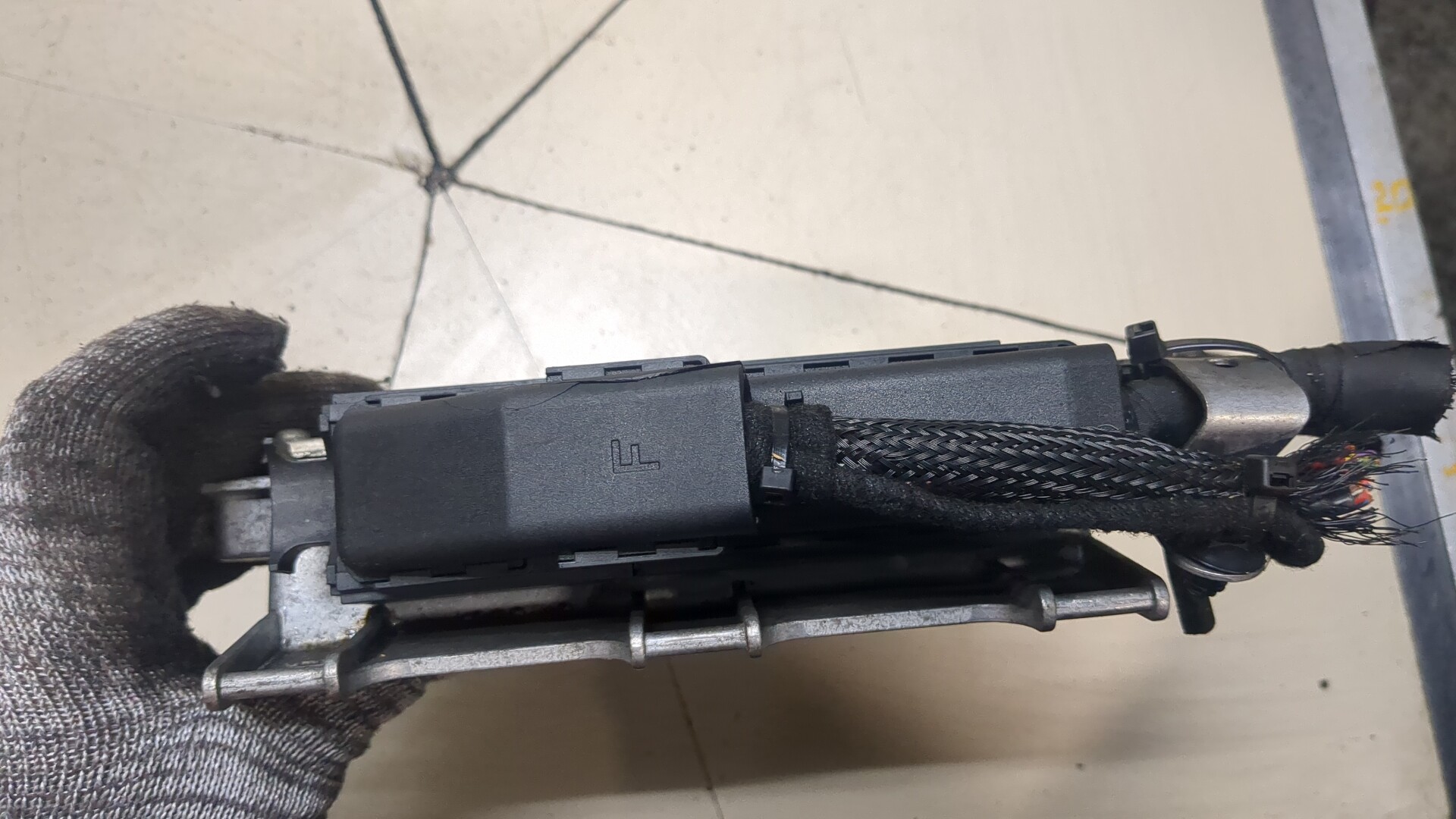 Блок управления двигателем