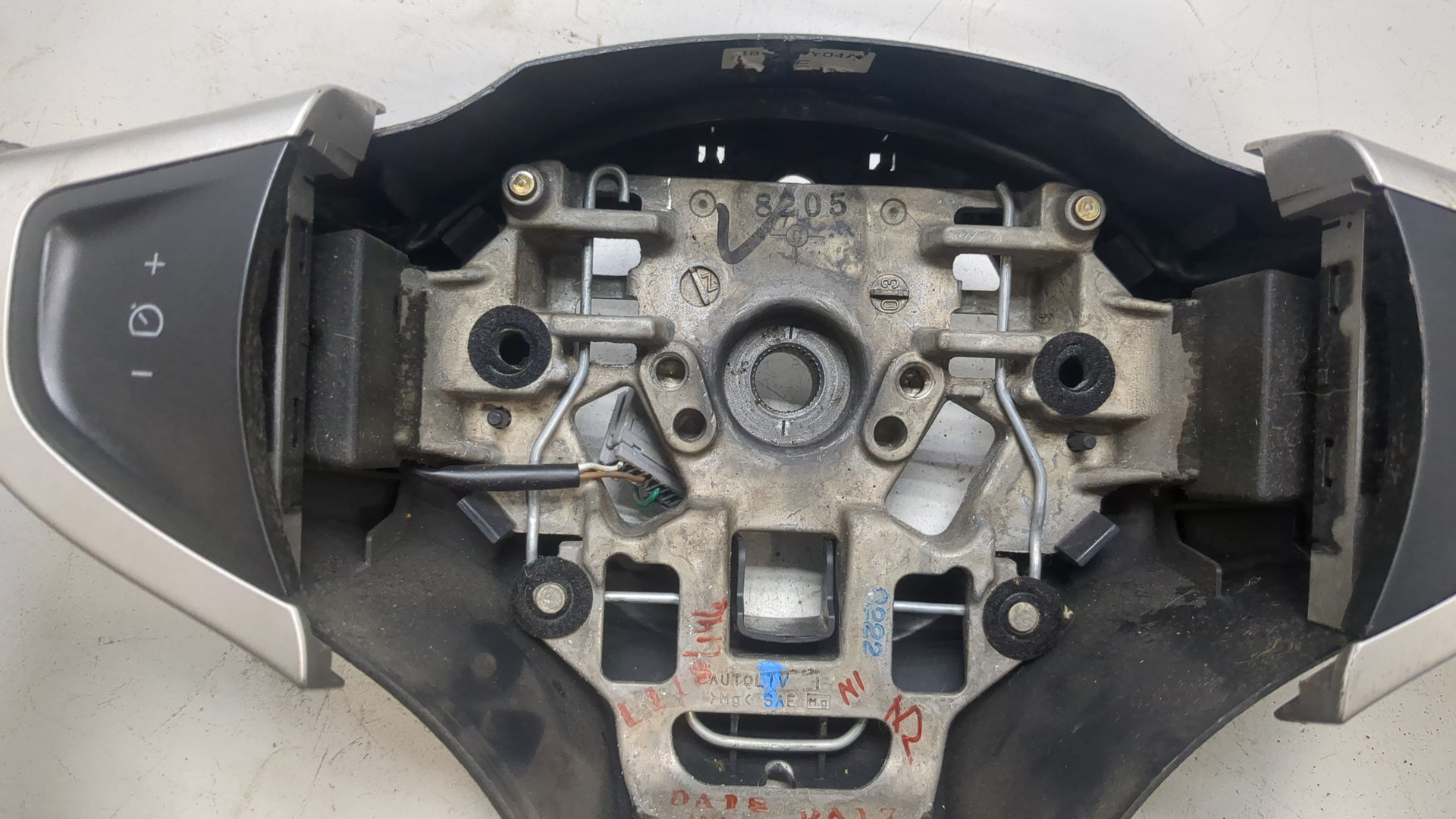 Рулевое колесо (руль)