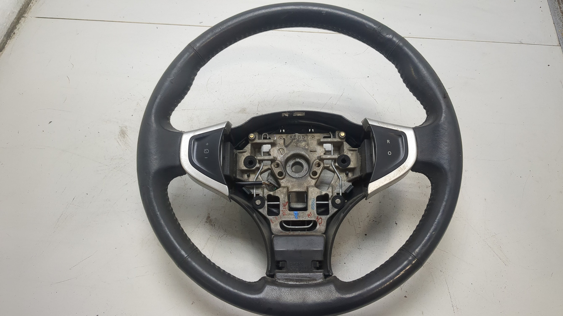 Рулевое колесо (руль)