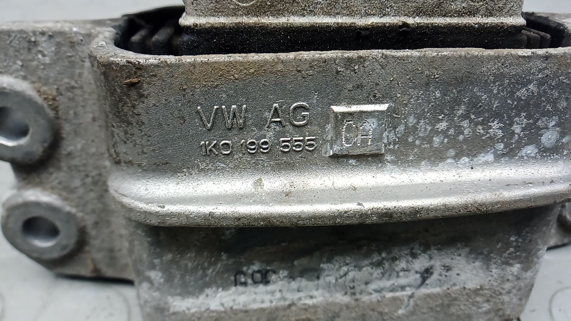 Опора двигателя