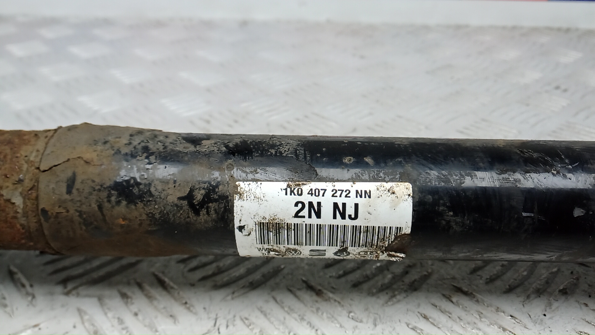 Полуось передняя правая