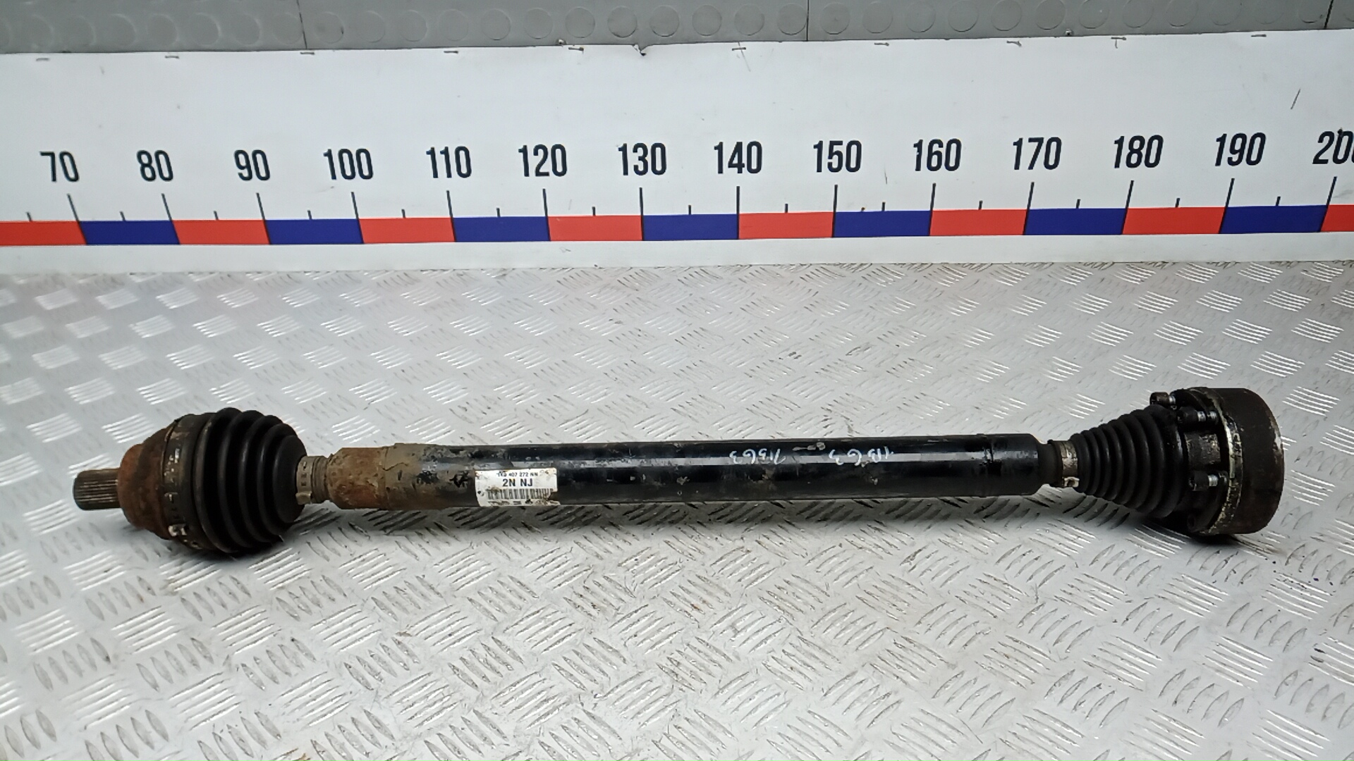 Полуось передняя правая