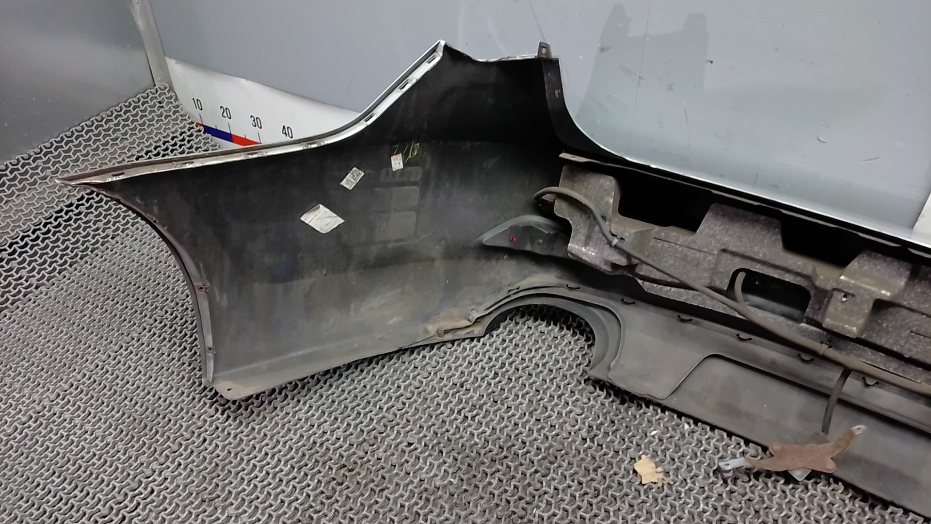 Бампер задний