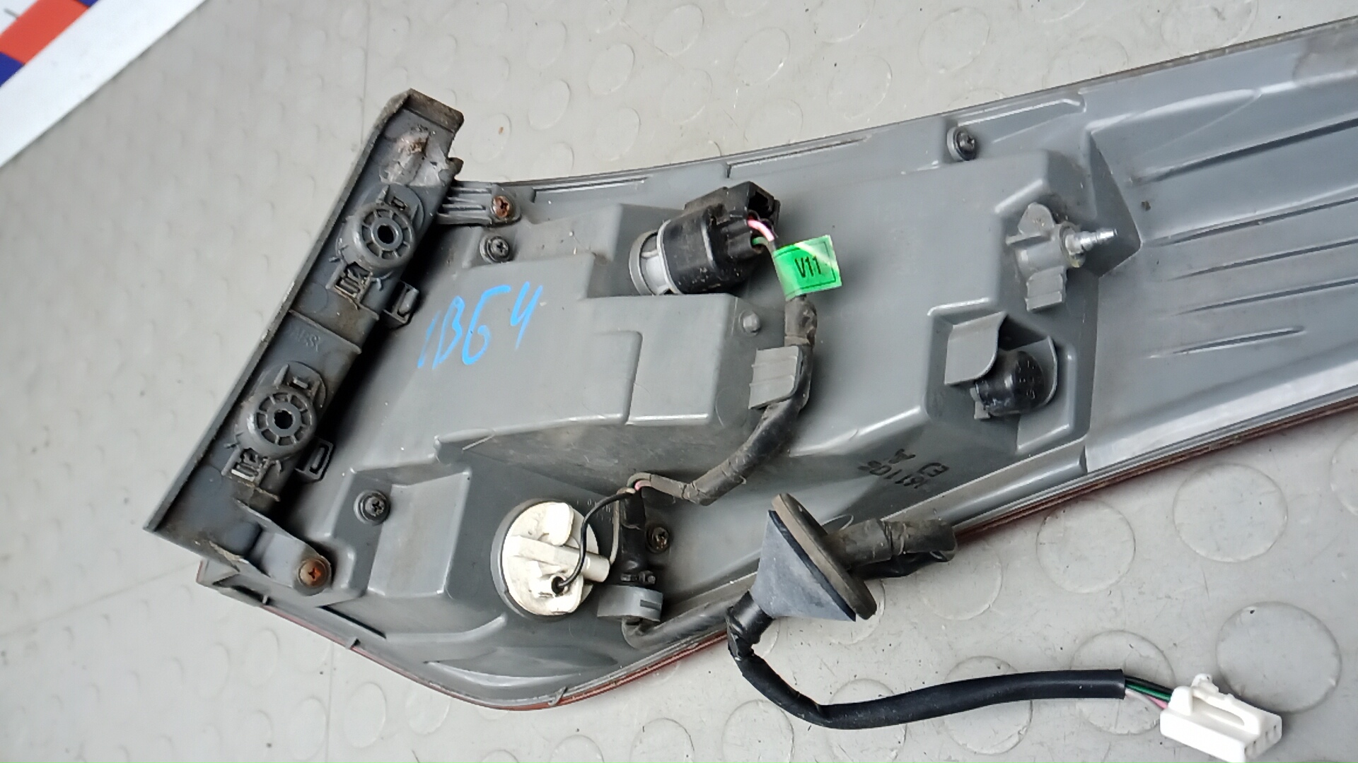 Фонарь задний левый