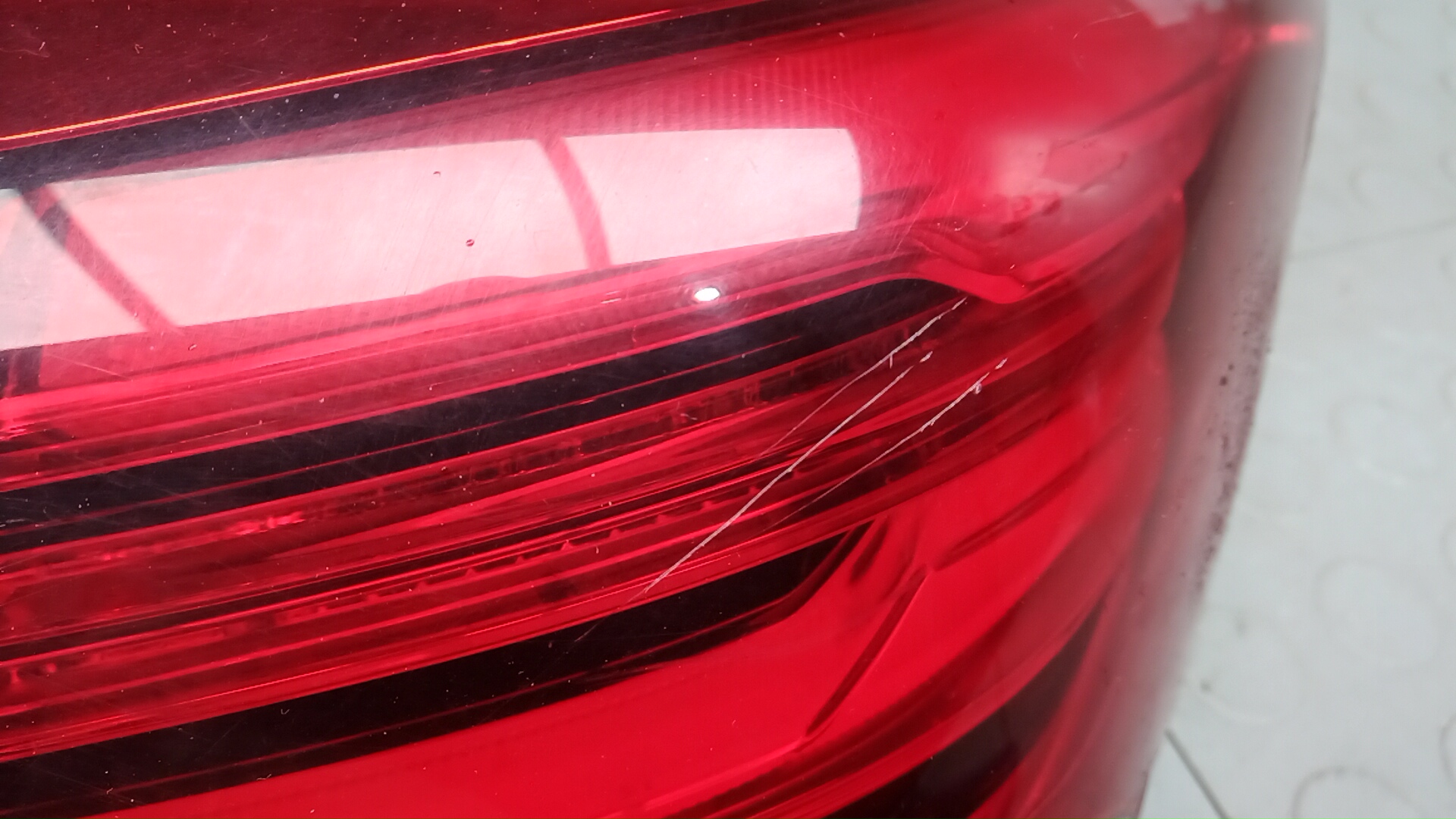 Фонарь задний правый