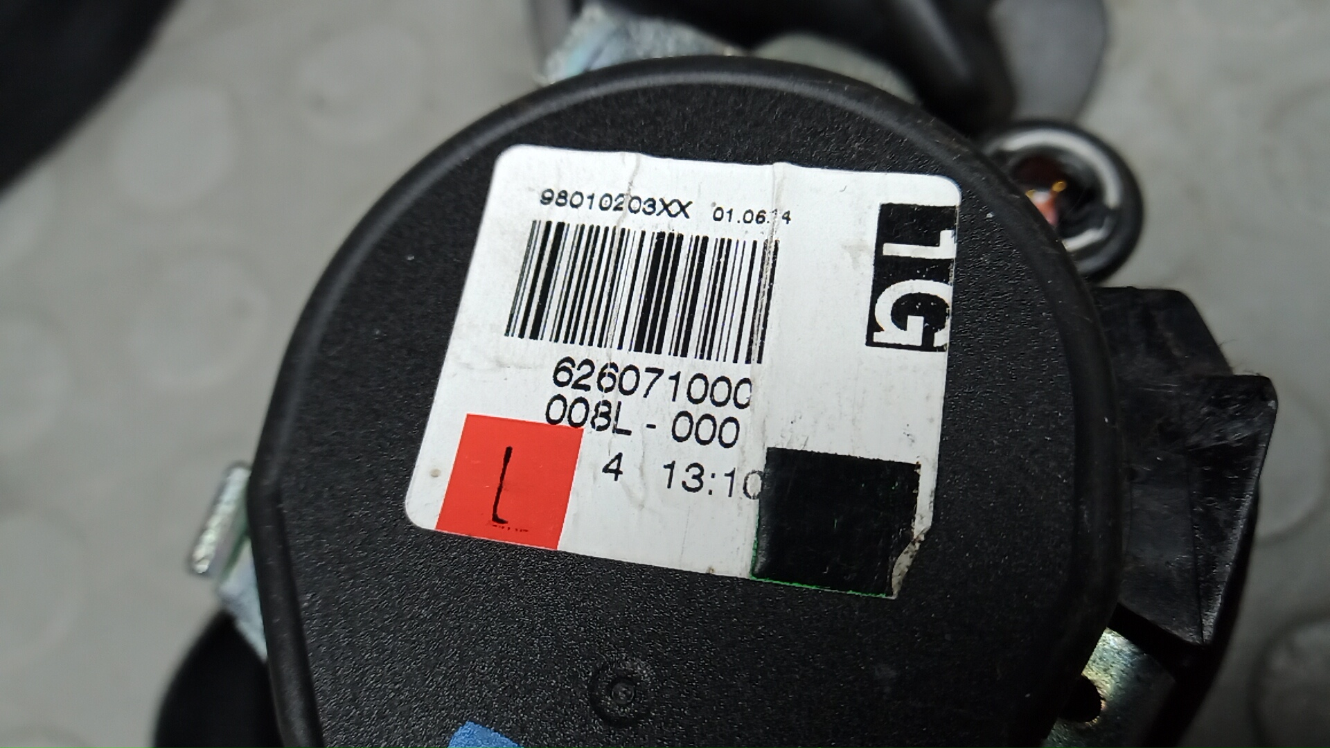 Ремень безопасности с пиропатроном