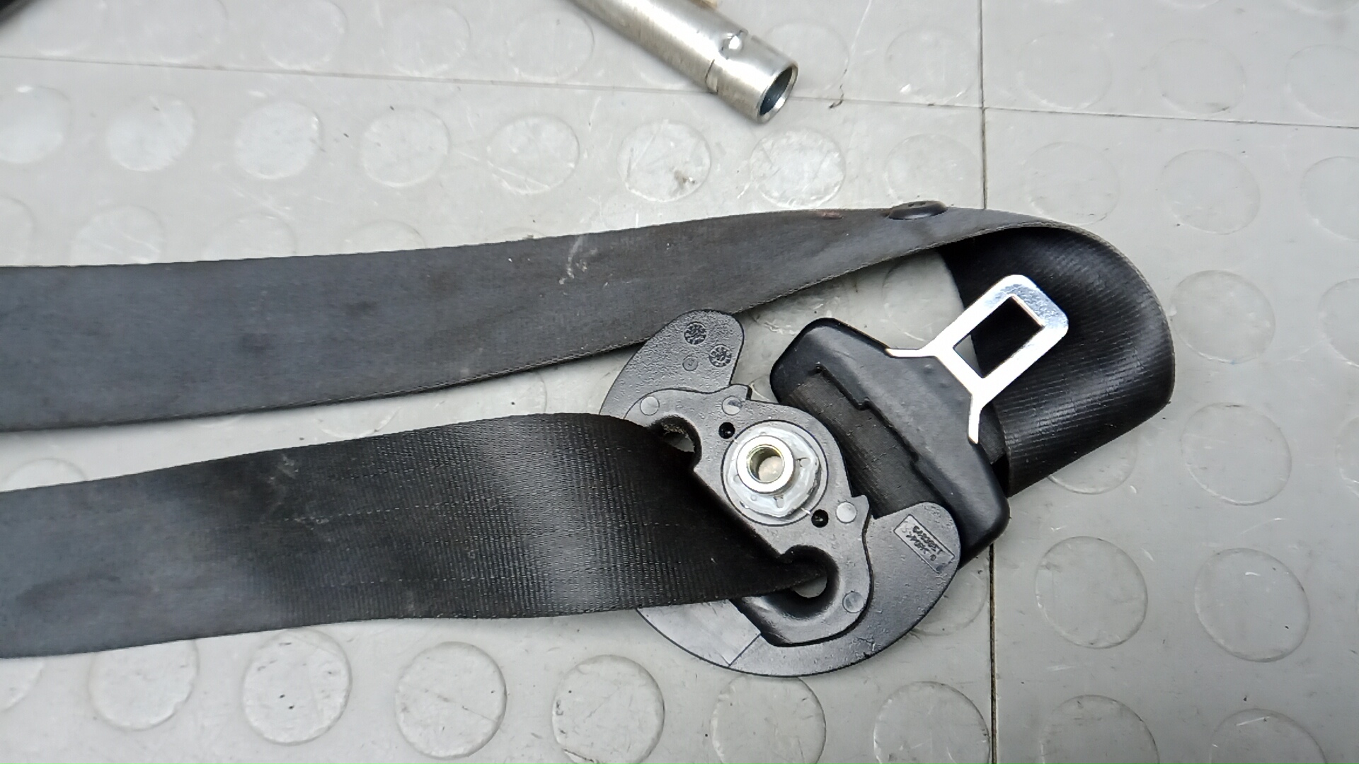 Ремень безопасности с пиропатроном