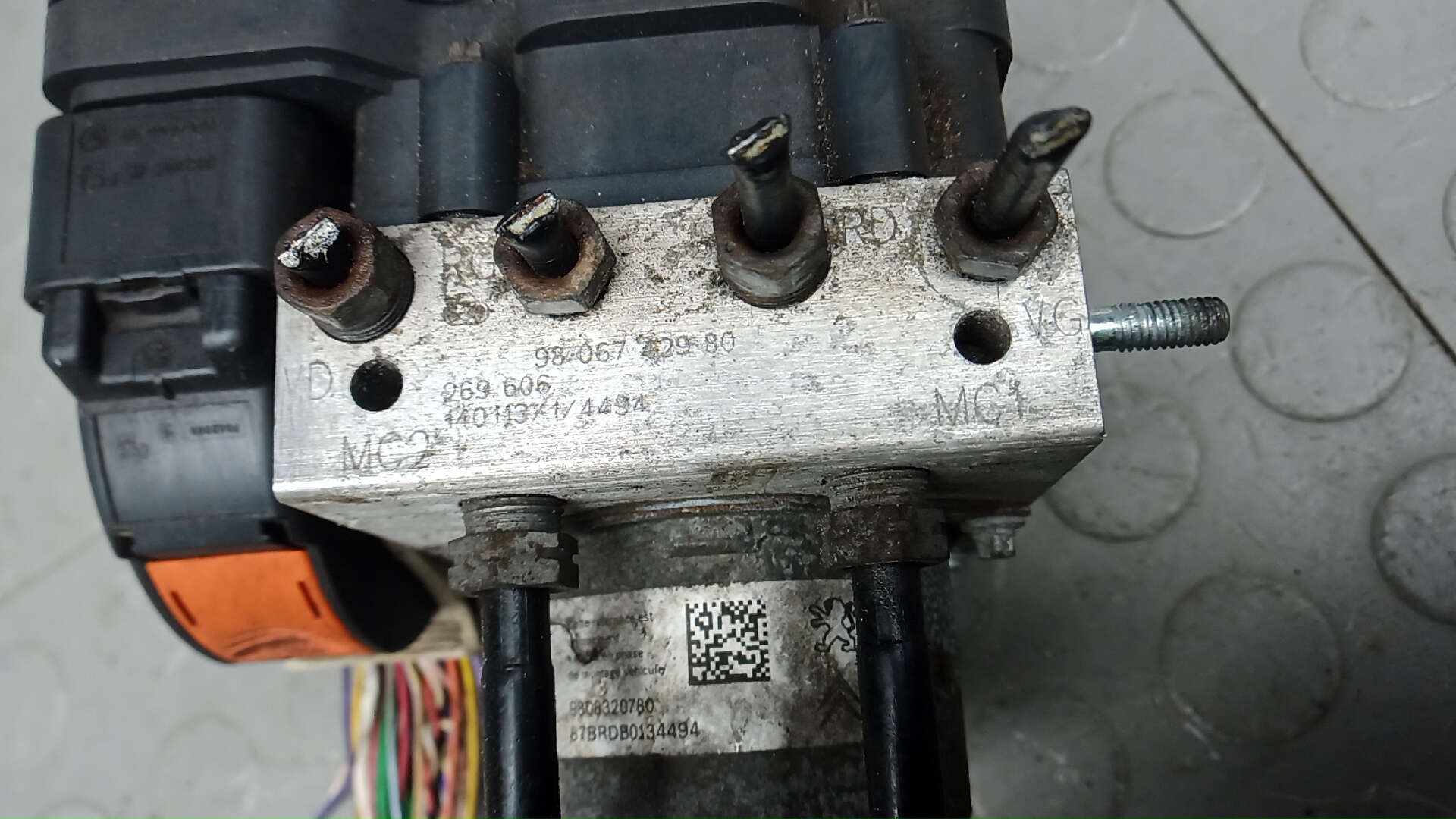 Блок ABS (насос)