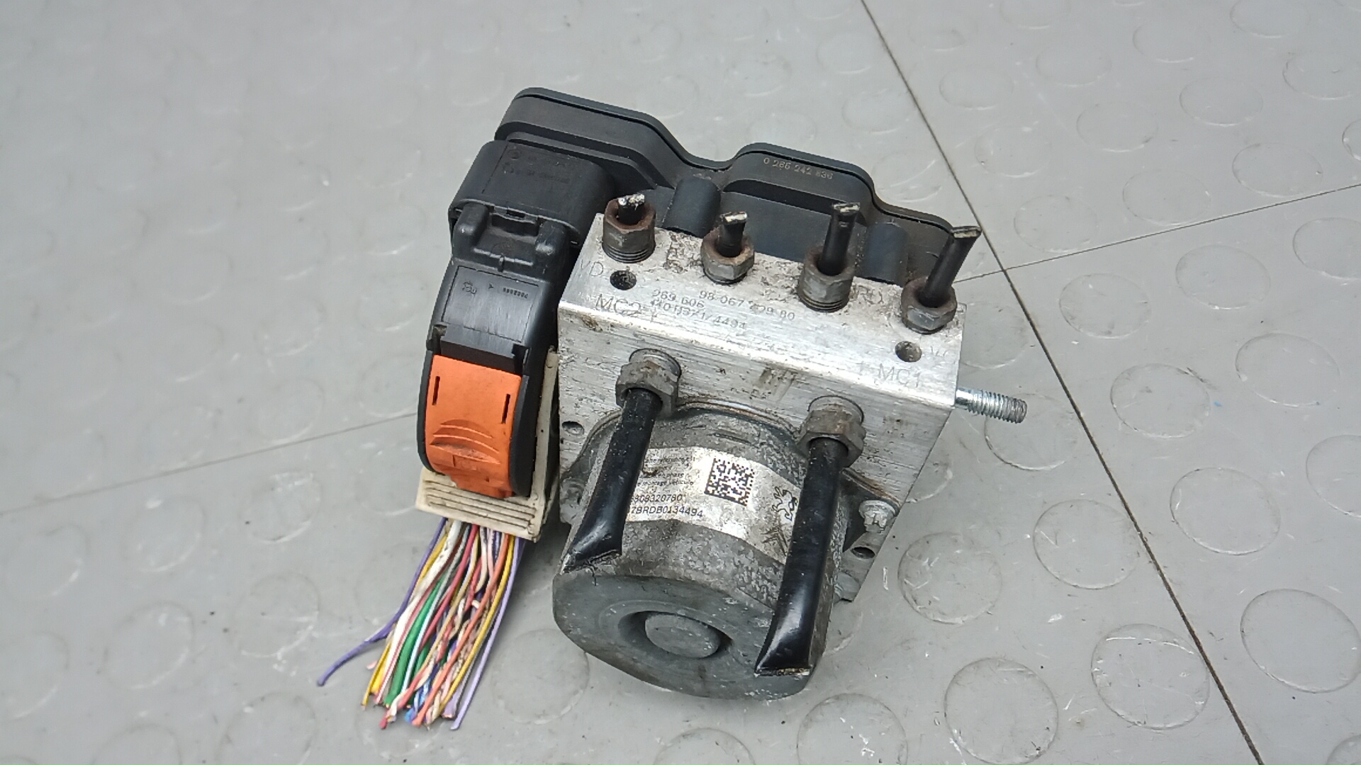 Блок ABS (насос)