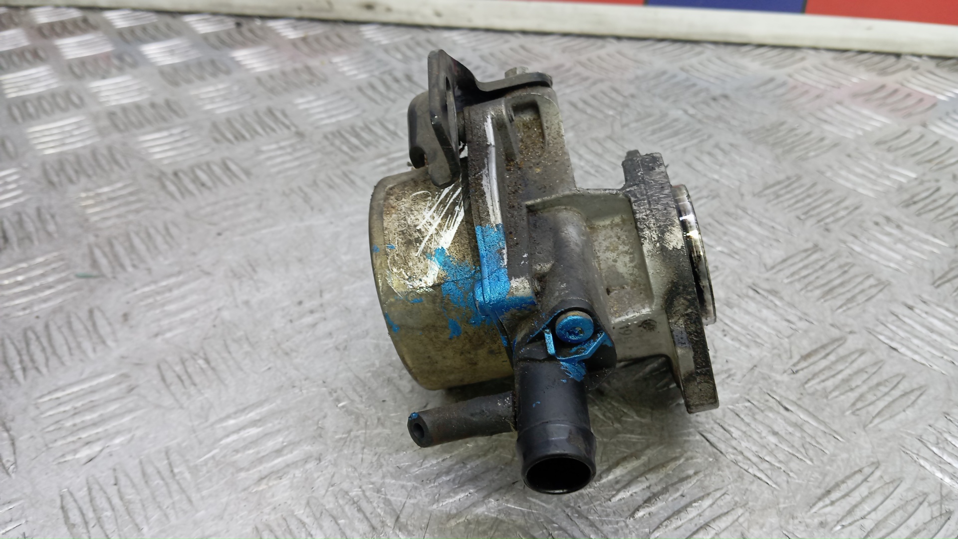 Насос вакуумный