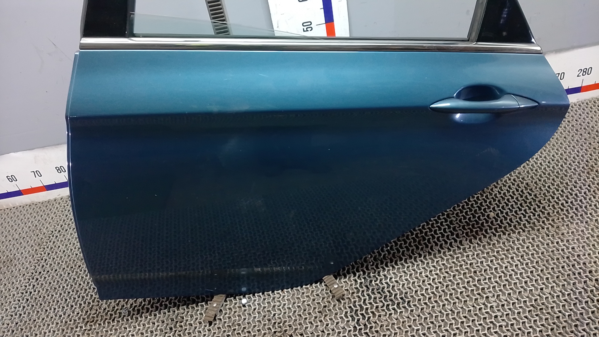 Дверь задняя левая