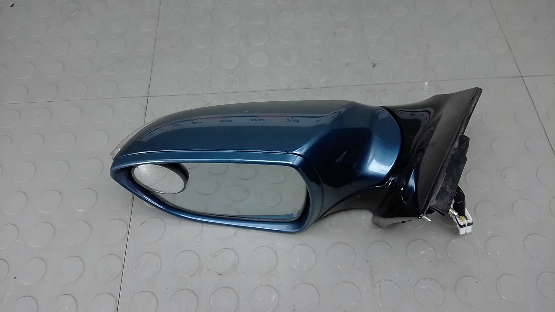 Зеркало левое электрическое