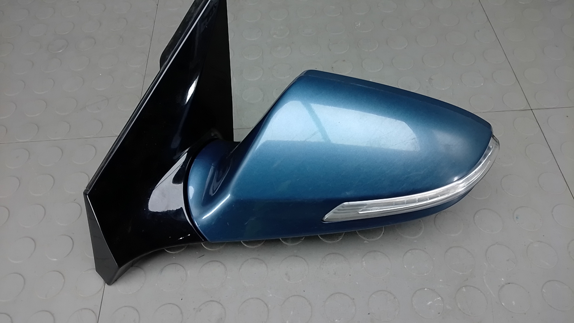 Зеркало левое электрическое