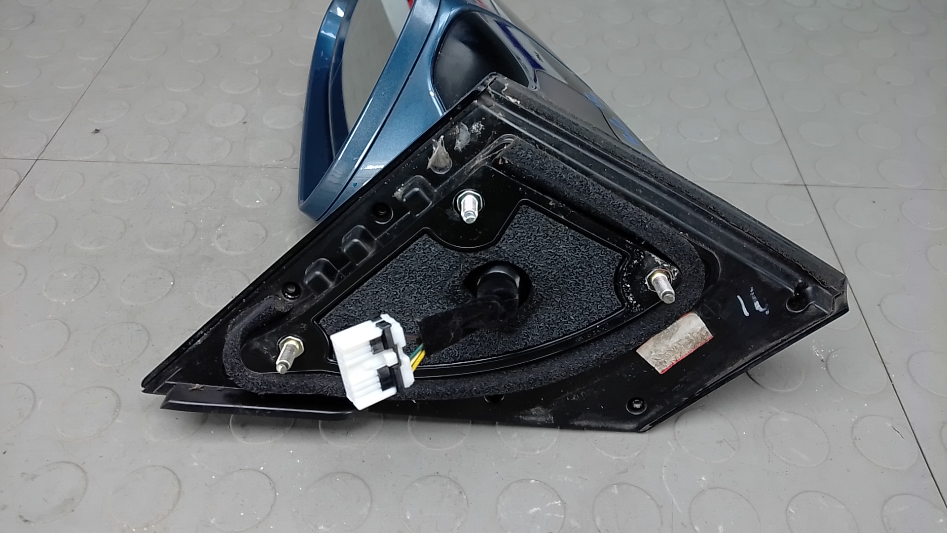 Зеркало правое электрическое