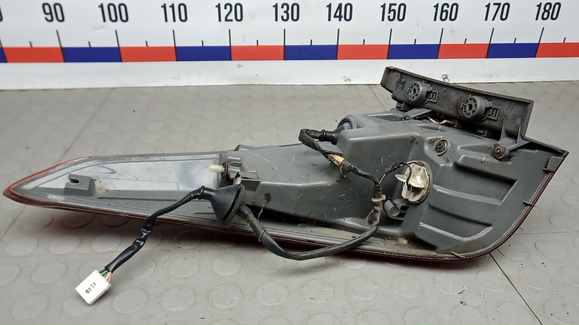 Фонарь задний правый