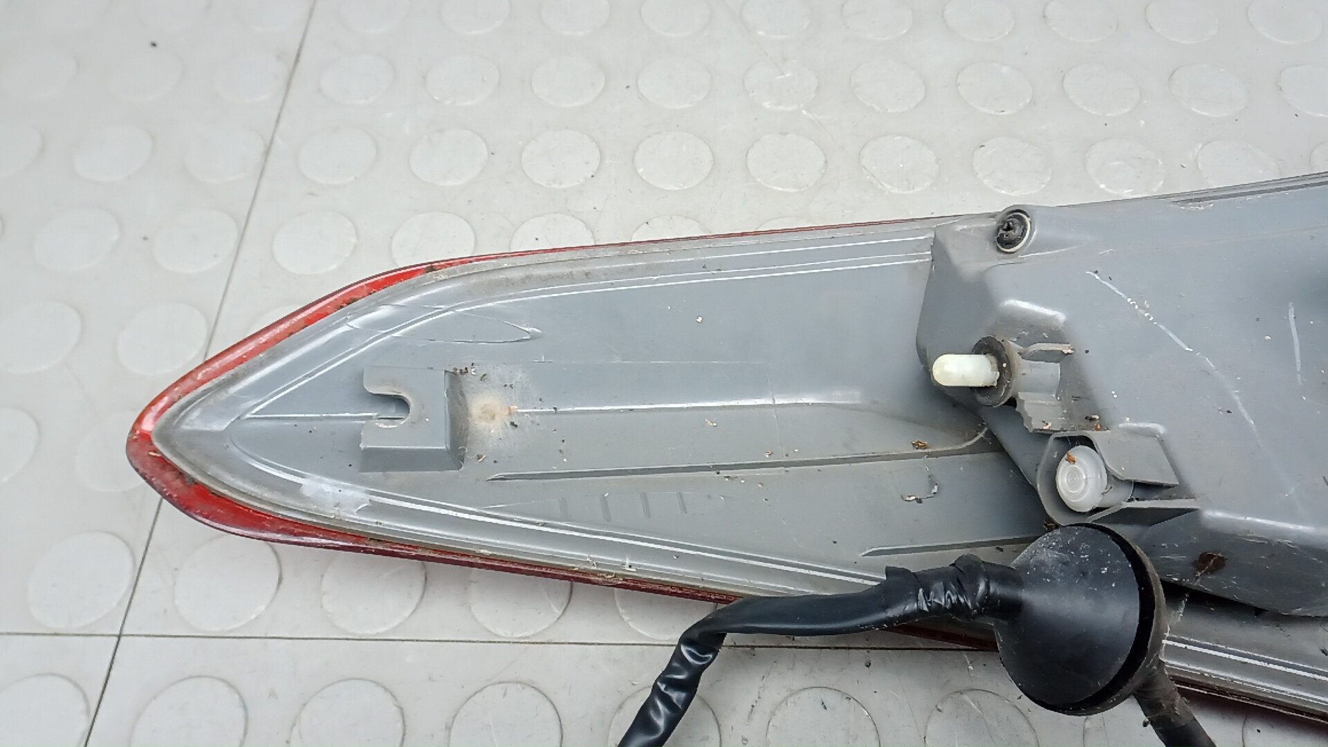 Фонарь задний правый