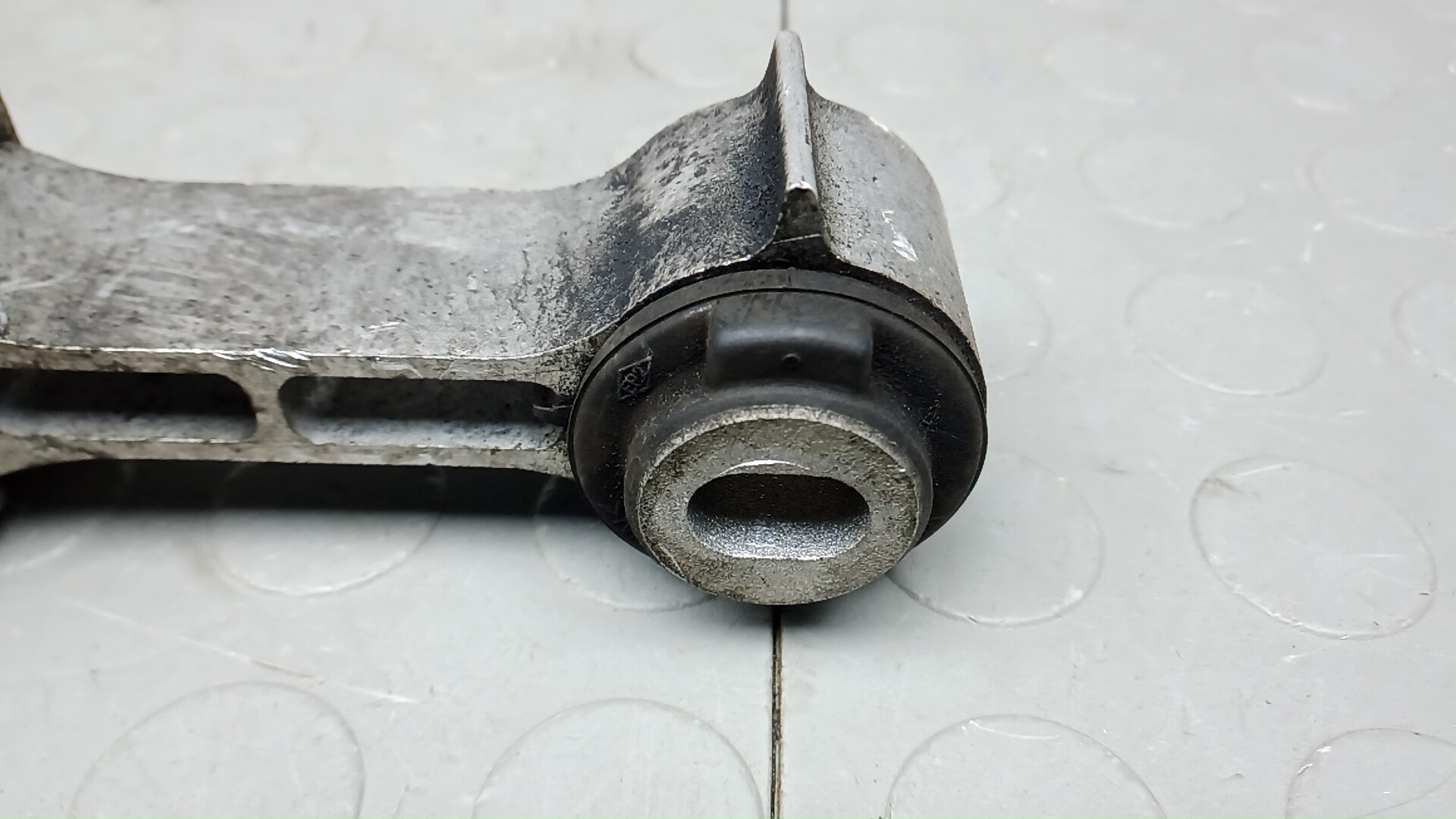 Опора двигателя