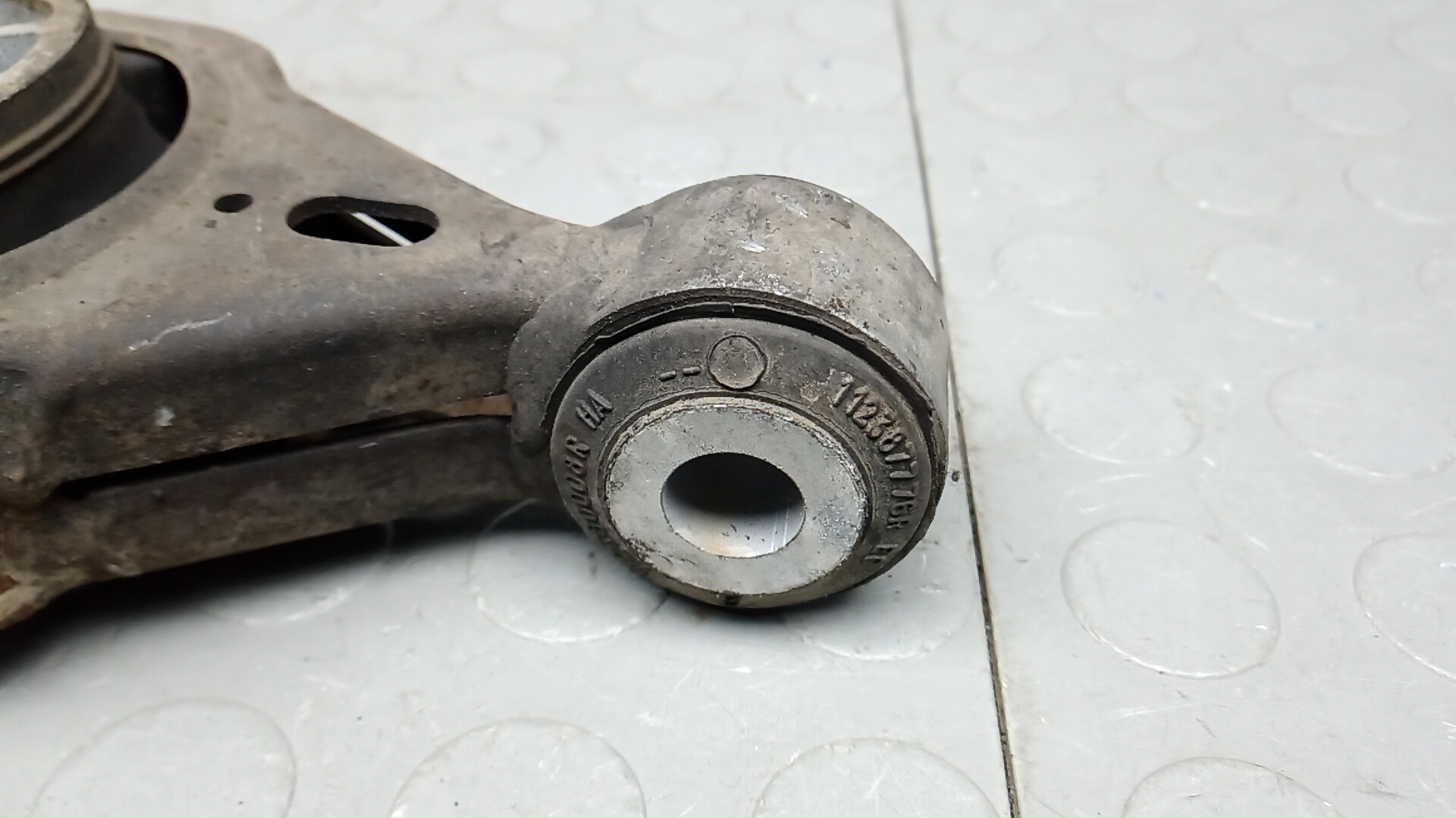 Опора двигателя