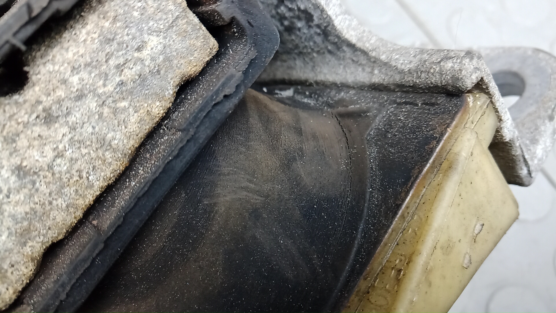 Опора двигателя