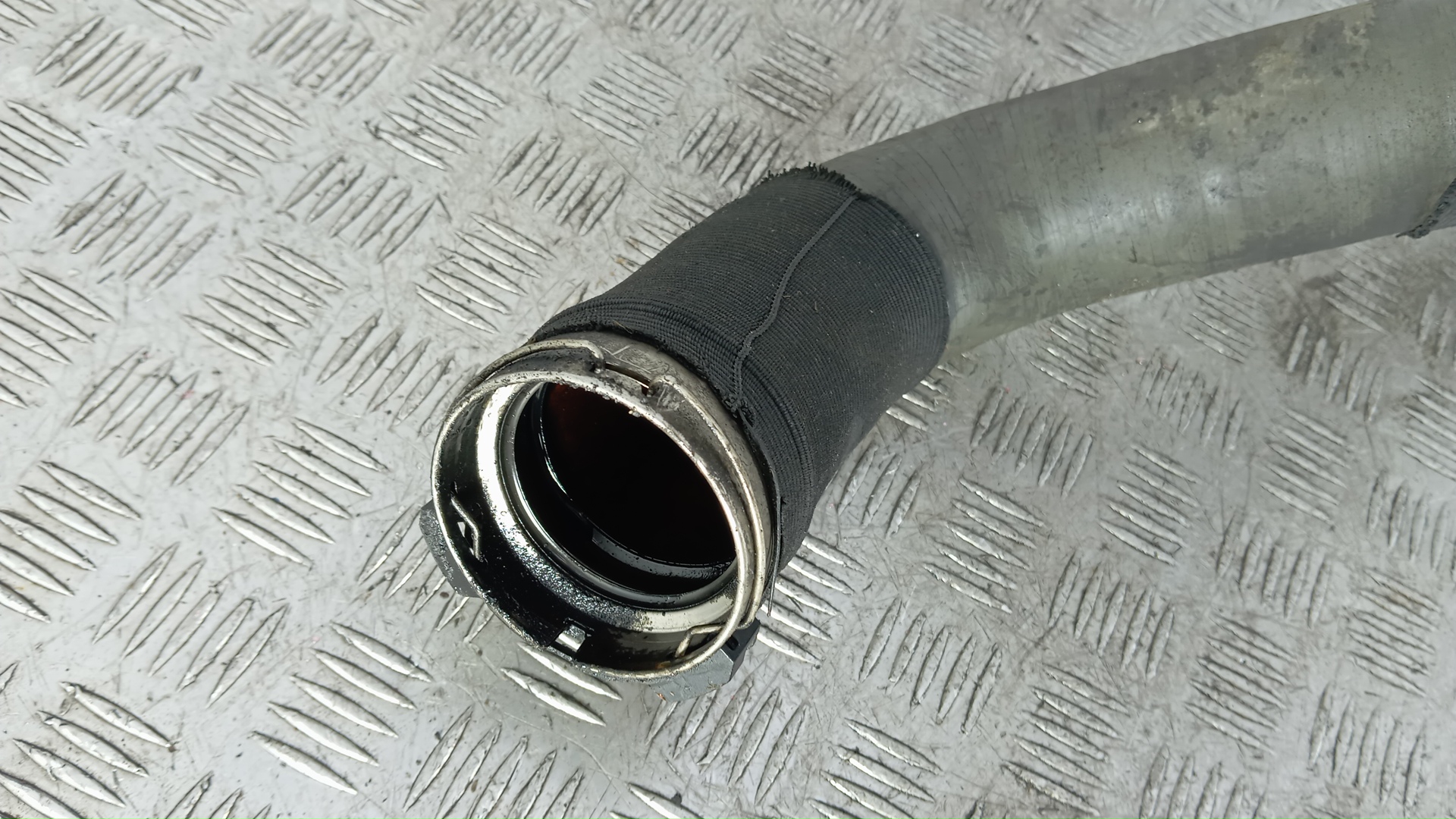 Патрубок интеркулера