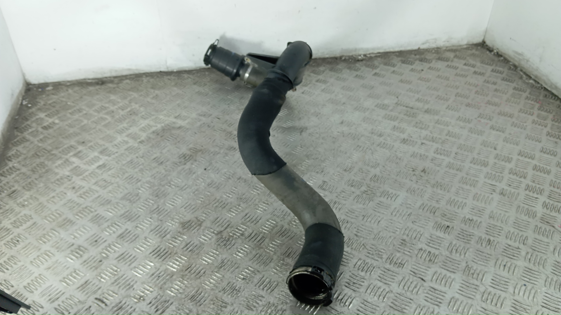 Патрубок интеркулера