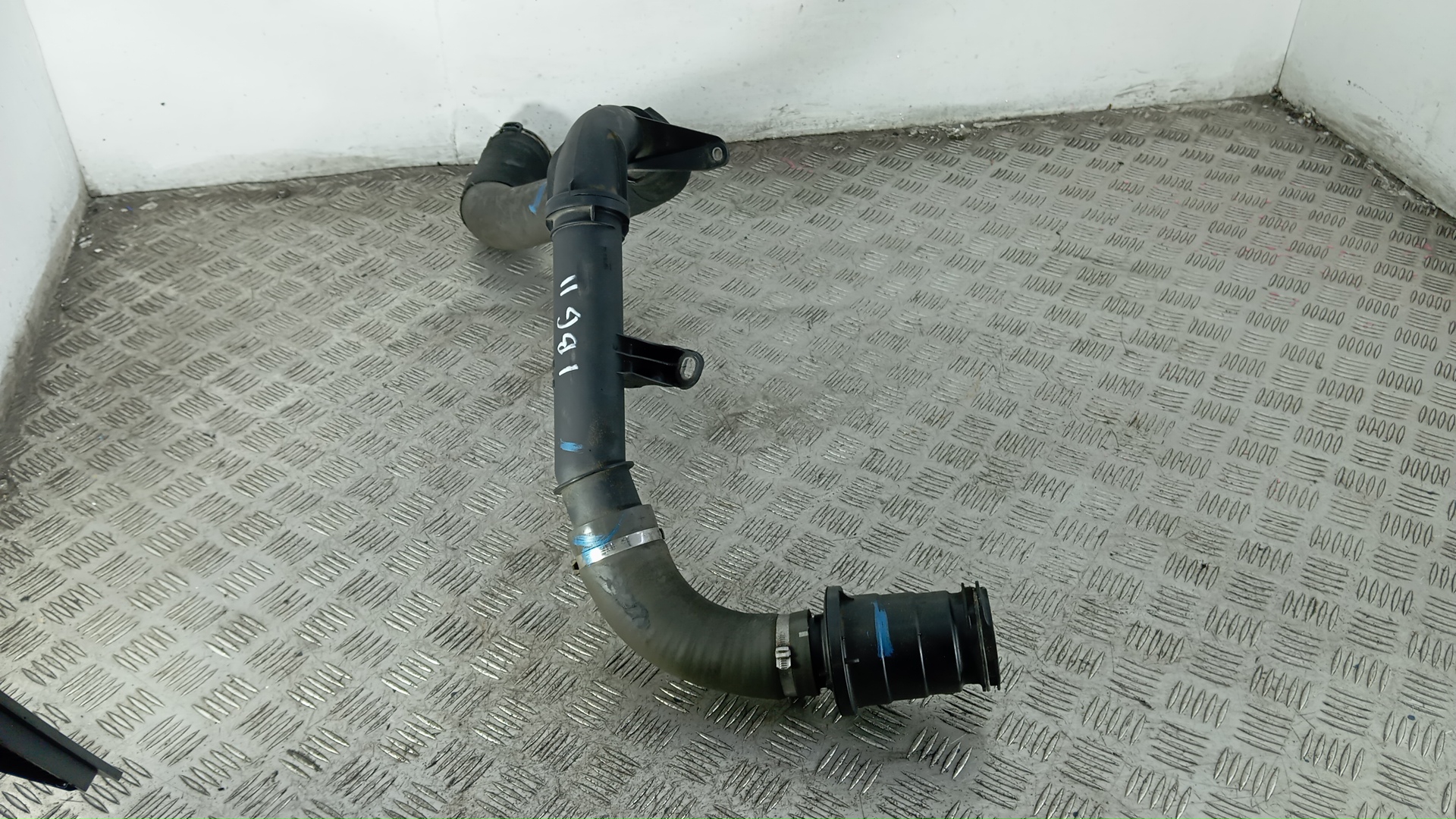 Патрубок интеркулера